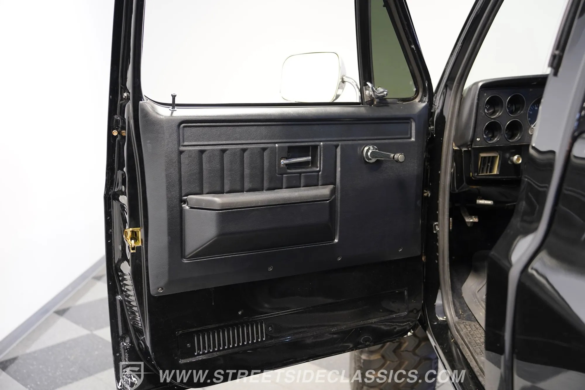 1986 Chevrolet K10 Custom Deluxe 4×4