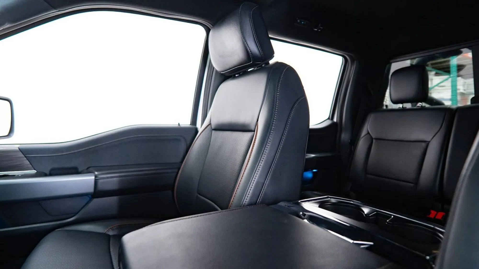 2024 Ford F-150 Larait Carbonline