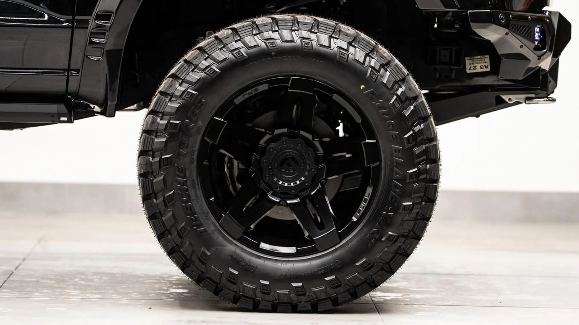 2024 Ford F-150 Larait Carbonline