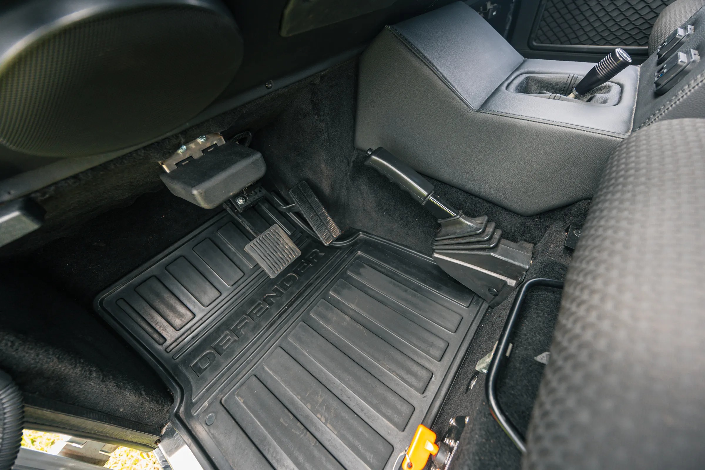 1996 ECD Vintage Land Rover Defender 110