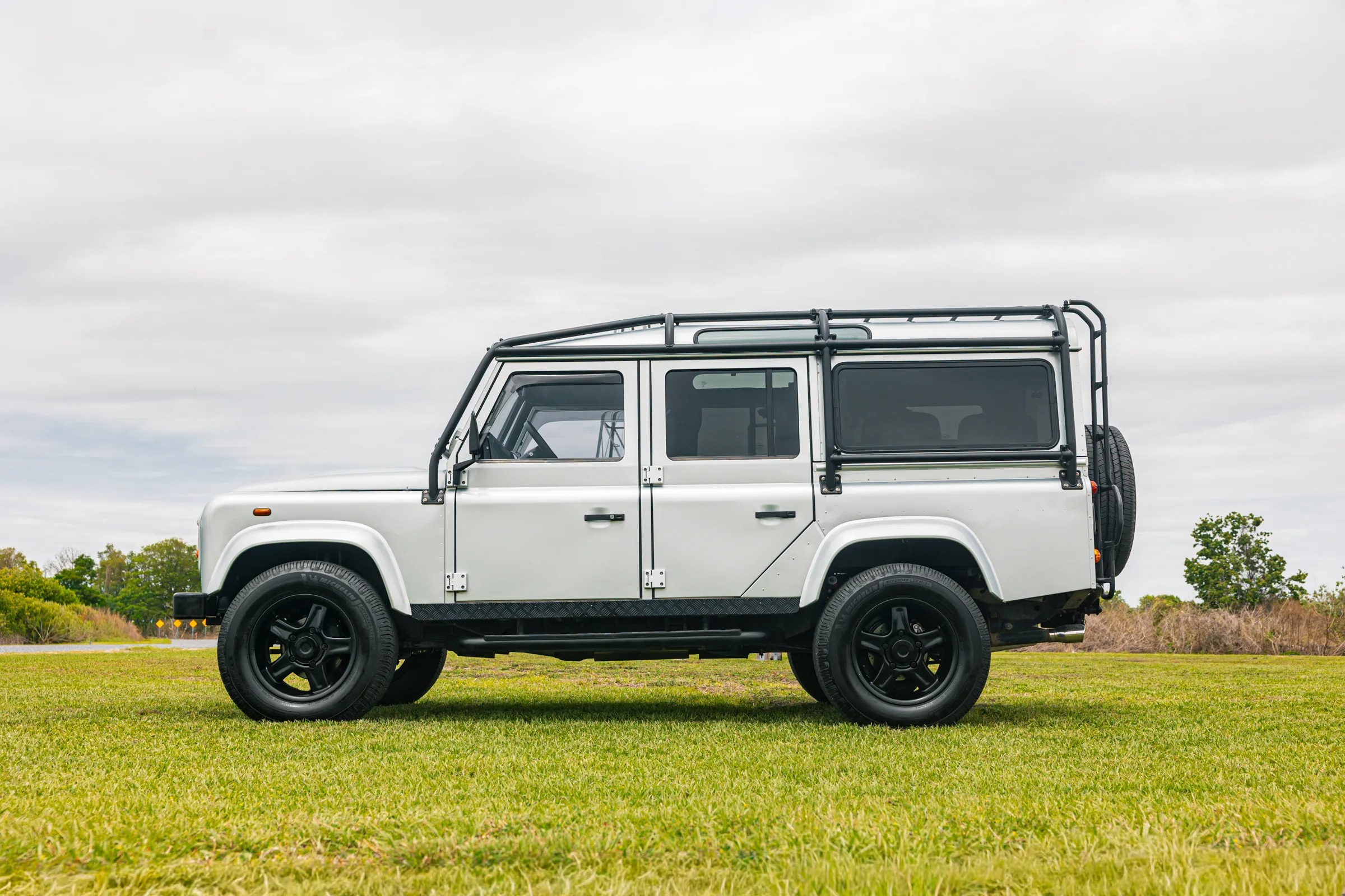 1996 ECD Vintage Land Rover Defender 110