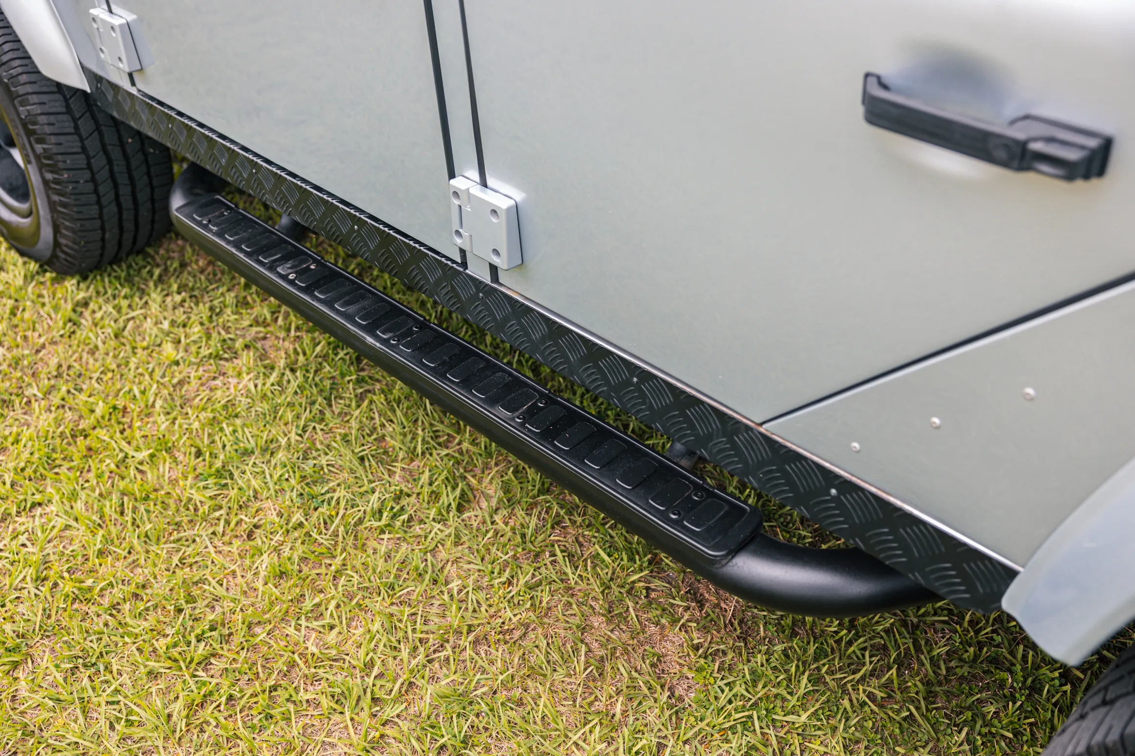 1996 ECD Vintage Land Rover Defender 110