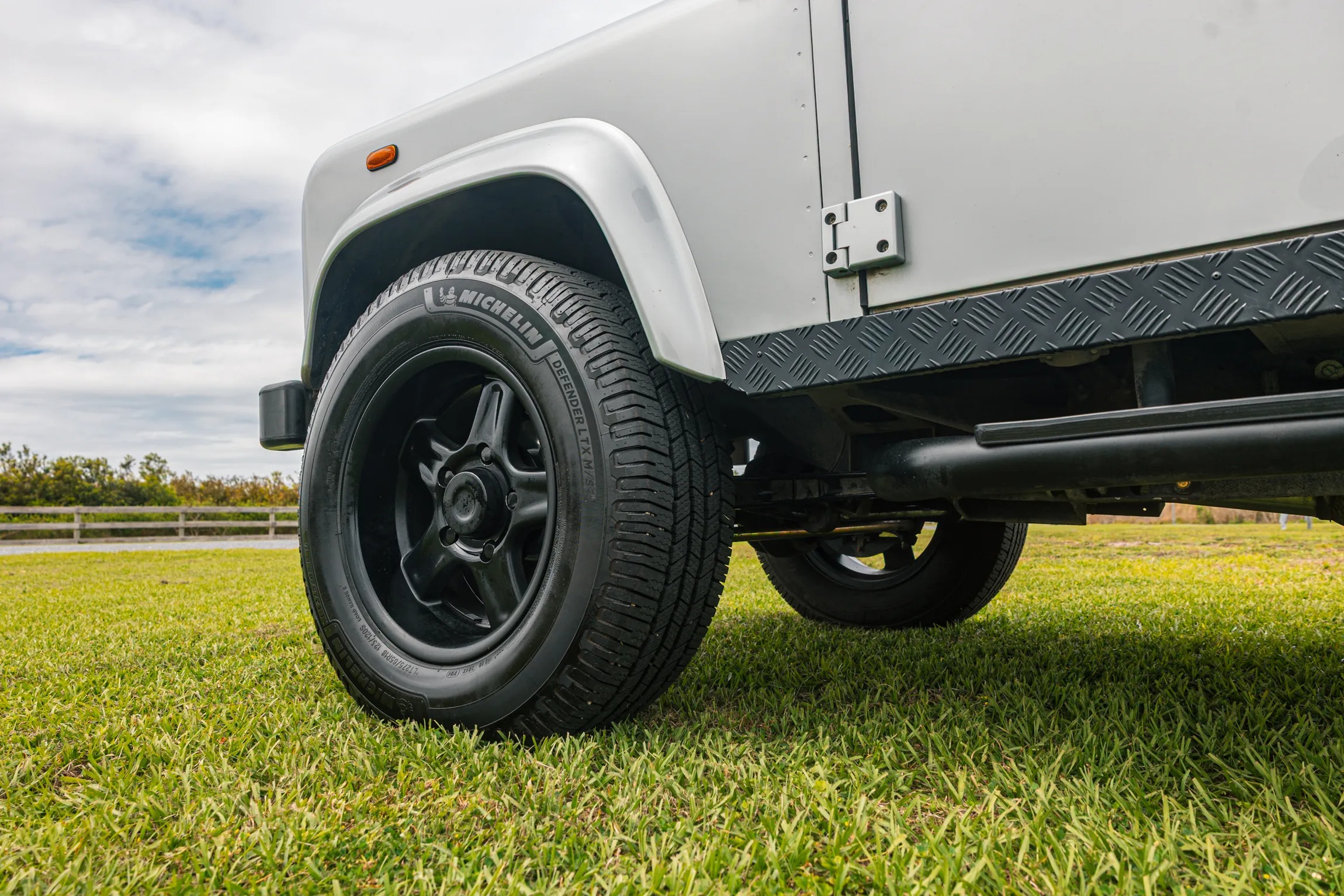 1996 ECD Vintage Land Rover Defender 110
