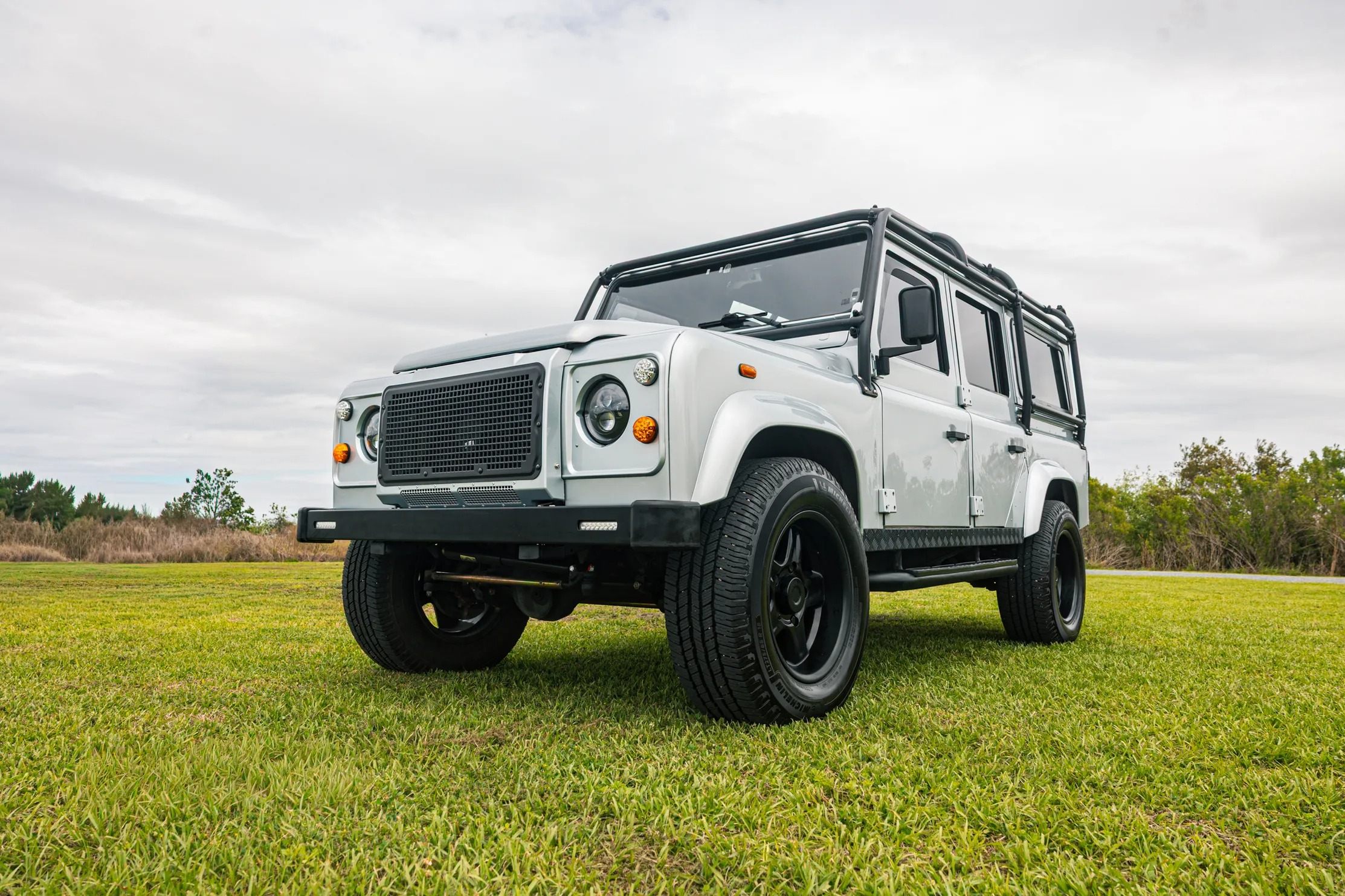 1996 ECD Vintage Land Rover Defender 110