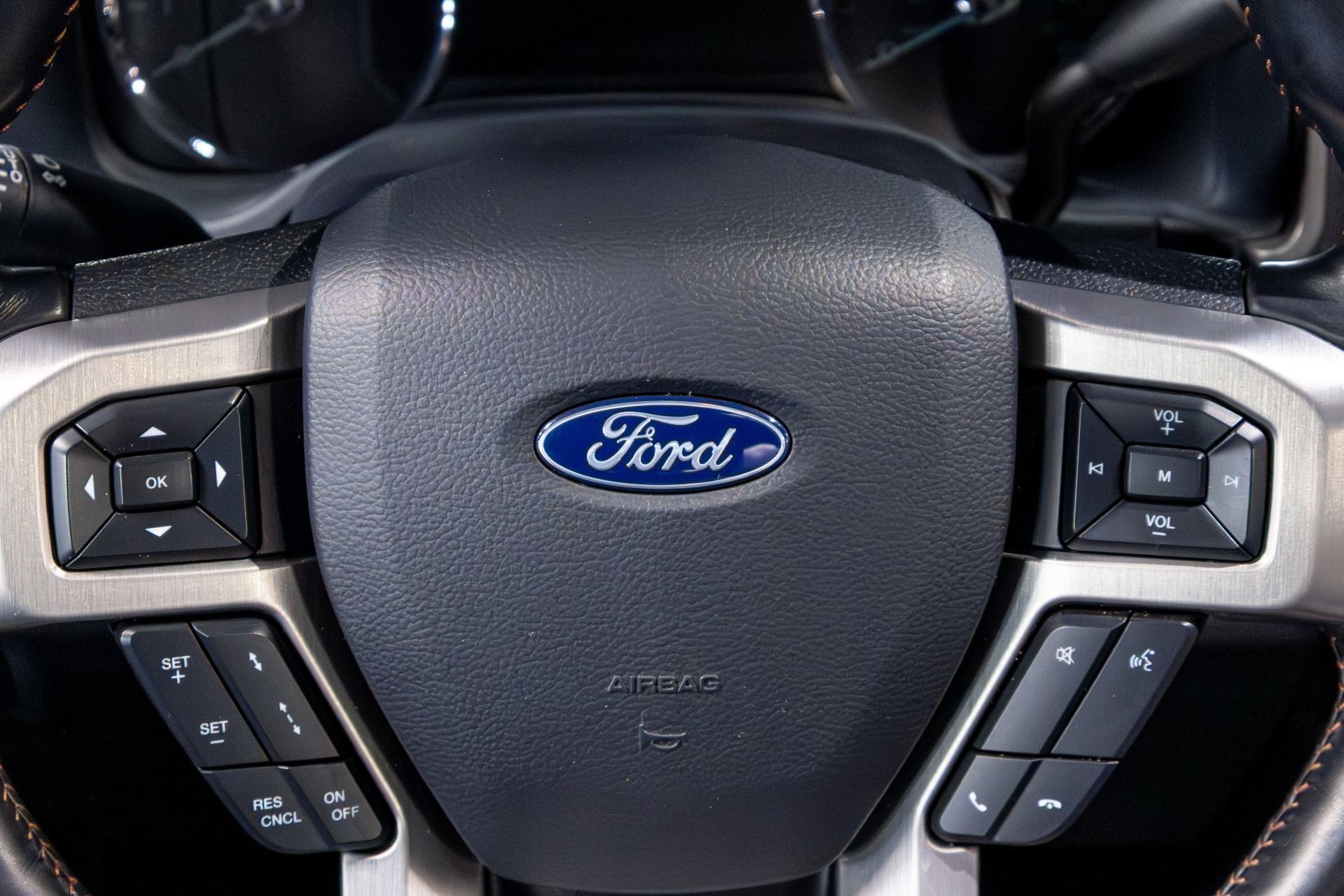 2022 Ford F-350SD Platinum FX4