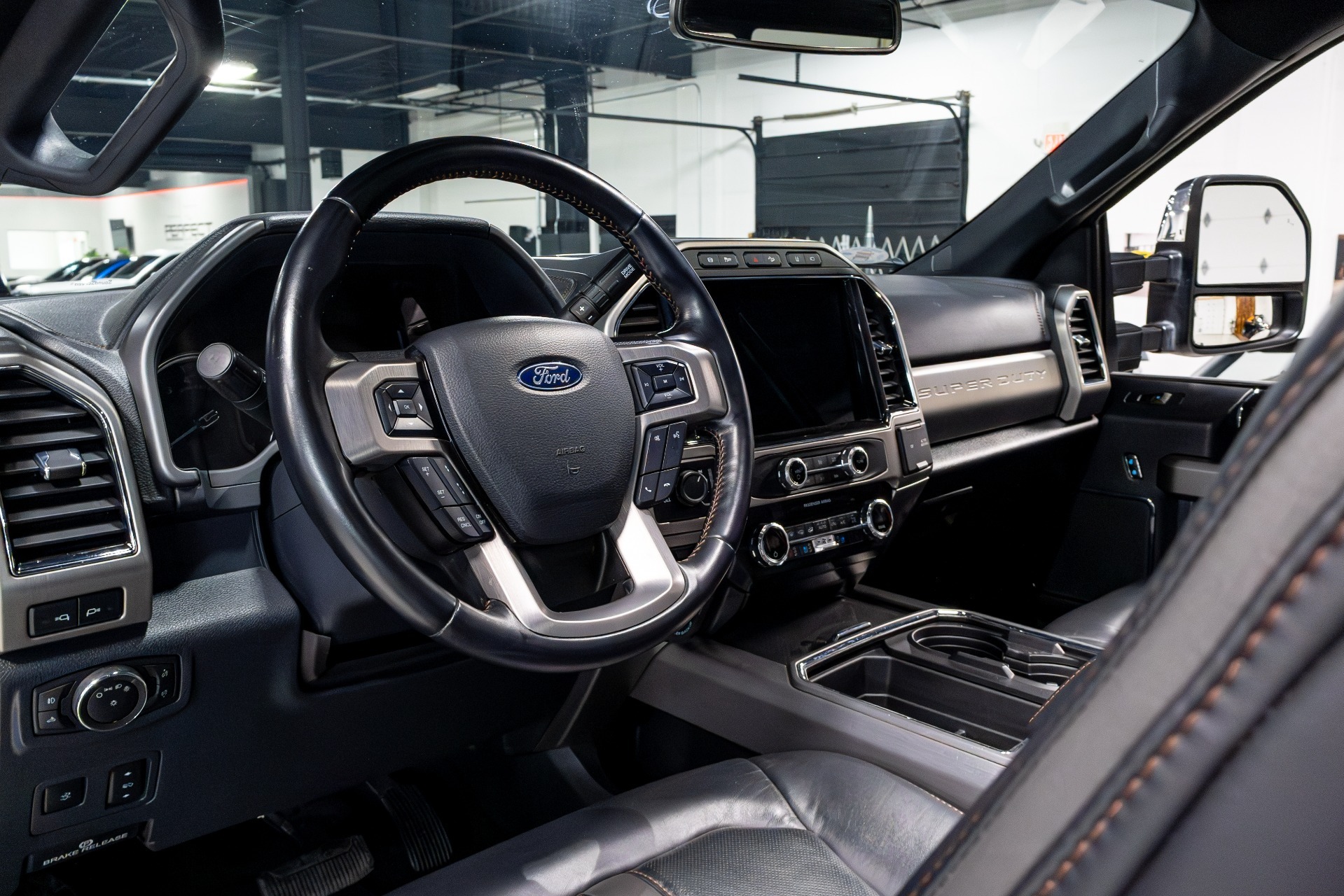 2022 Ford F-350SD Platinum FX4