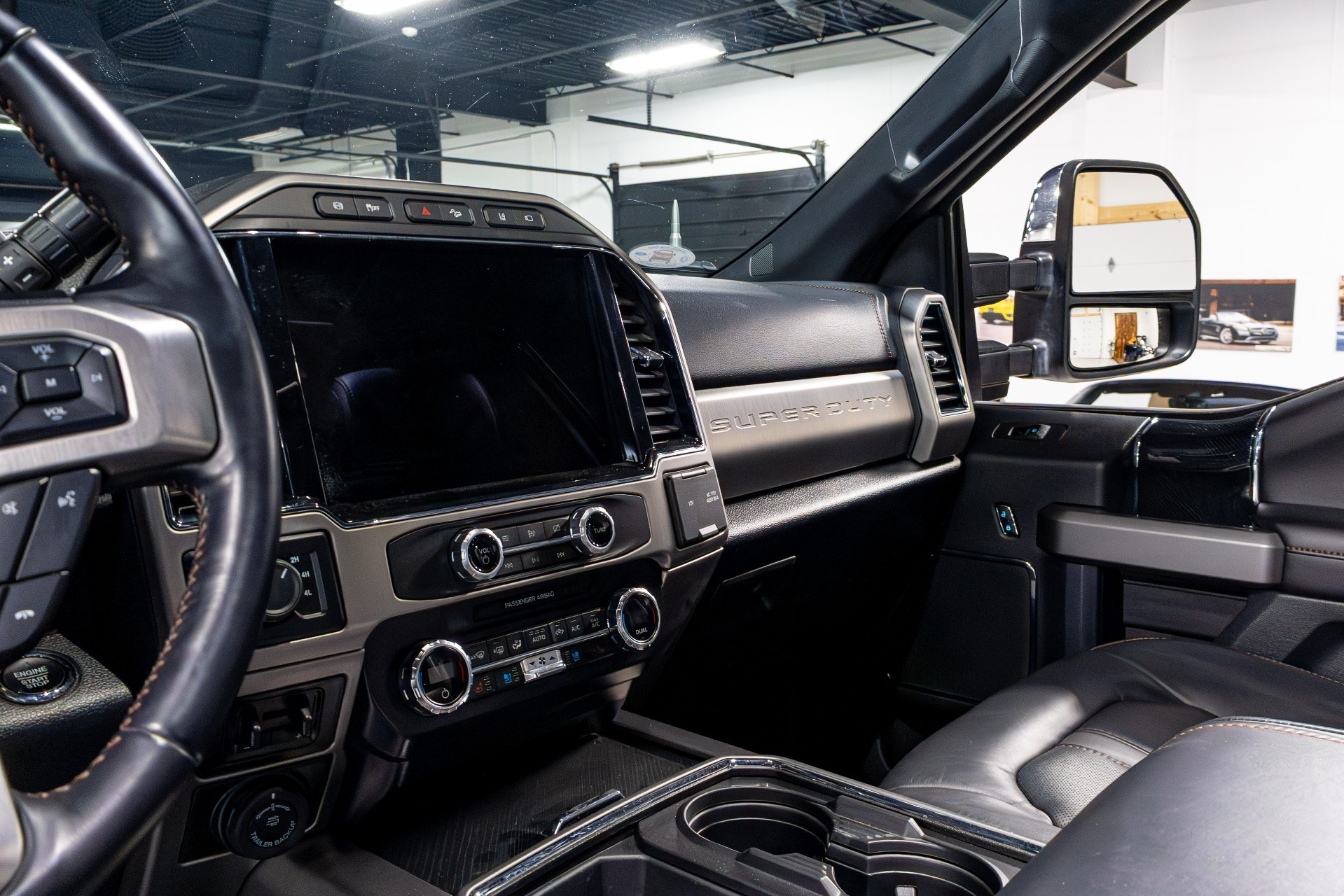 2022 Ford F-350SD Platinum FX4