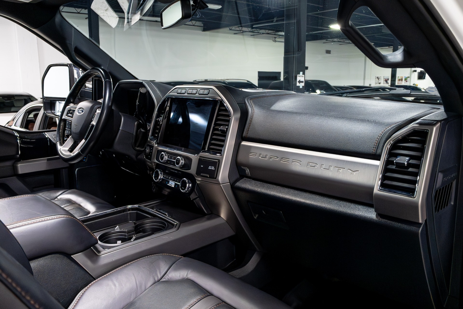 2022 Ford F-350SD Platinum FX4