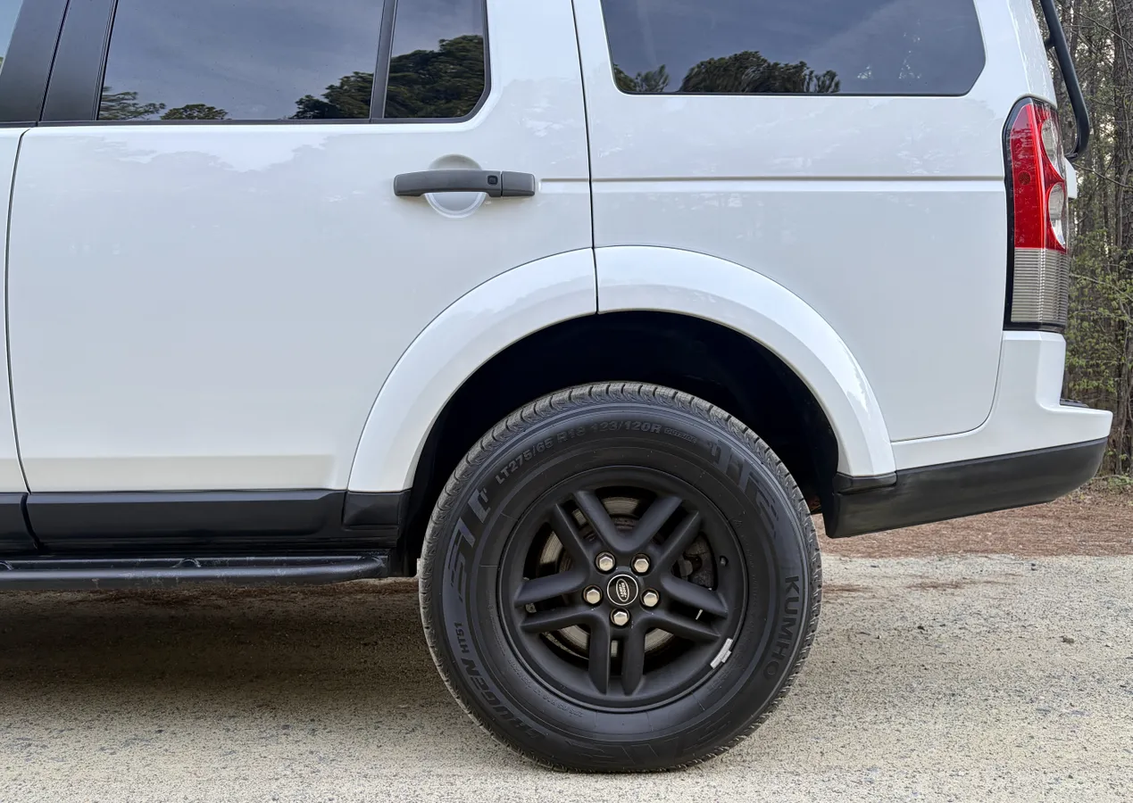22k-Mile 2012 Land Rover LR4