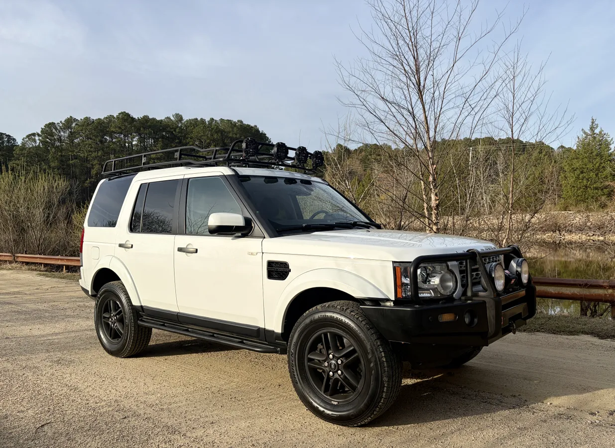 22k-Mile 2012 Land Rover LR4