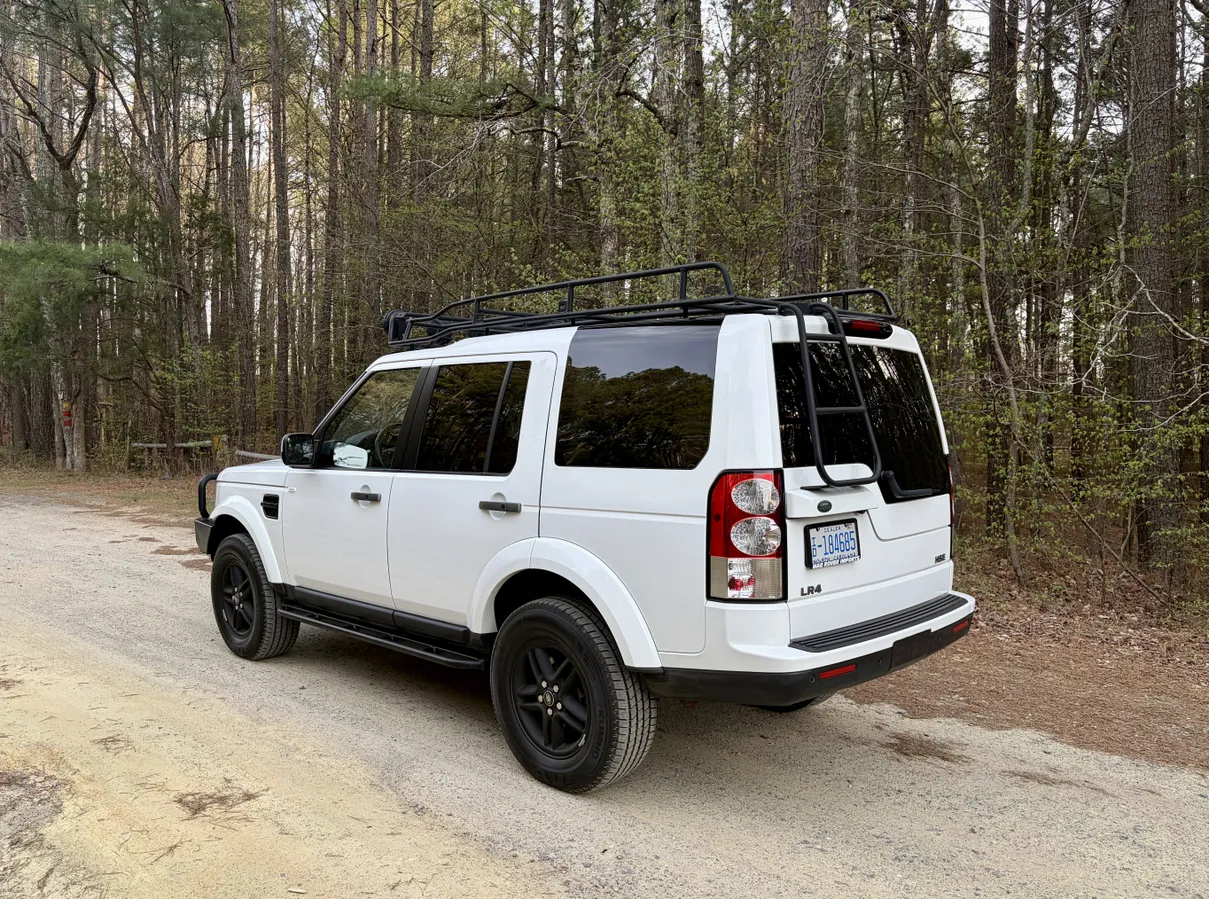22k-Mile 2012 Land Rover LR4