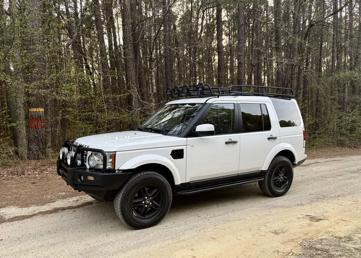 22k-Mile 2012 Land Rover LR4