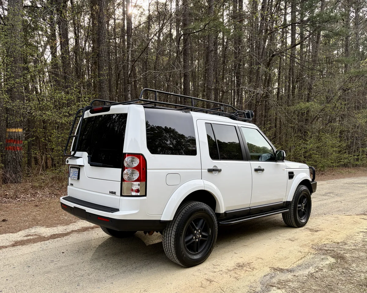 22k-Mile 2012 Land Rover LR4 - 4