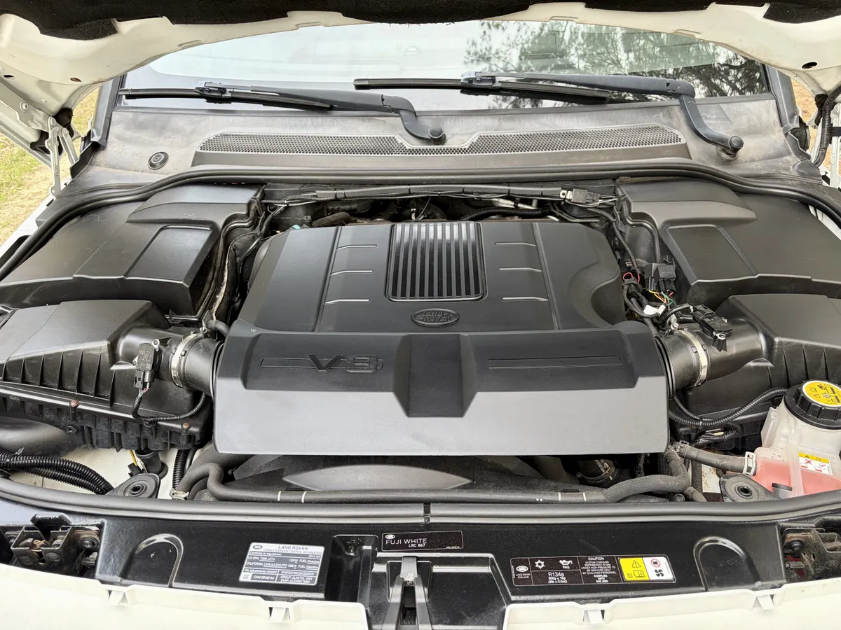 22k-Mile 2012 Land Rover LR4