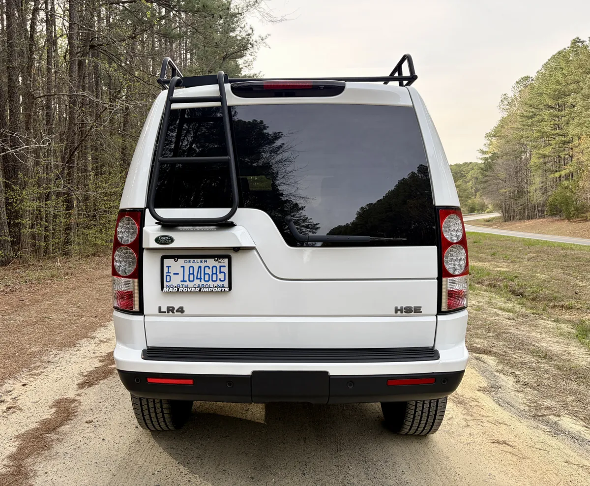 22k-Mile 2012 Land Rover LR4