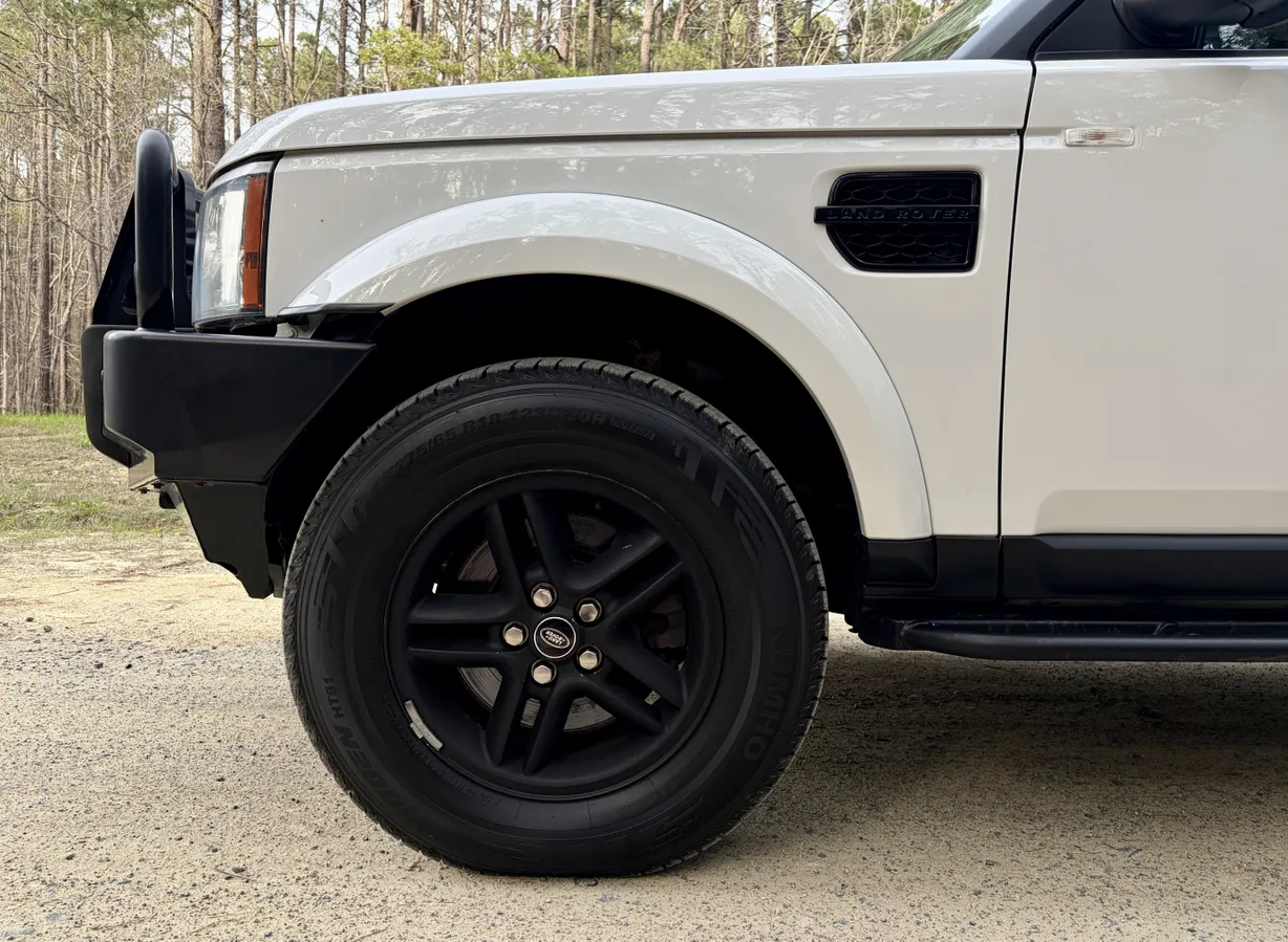 22k-Mile 2012 Land Rover LR4