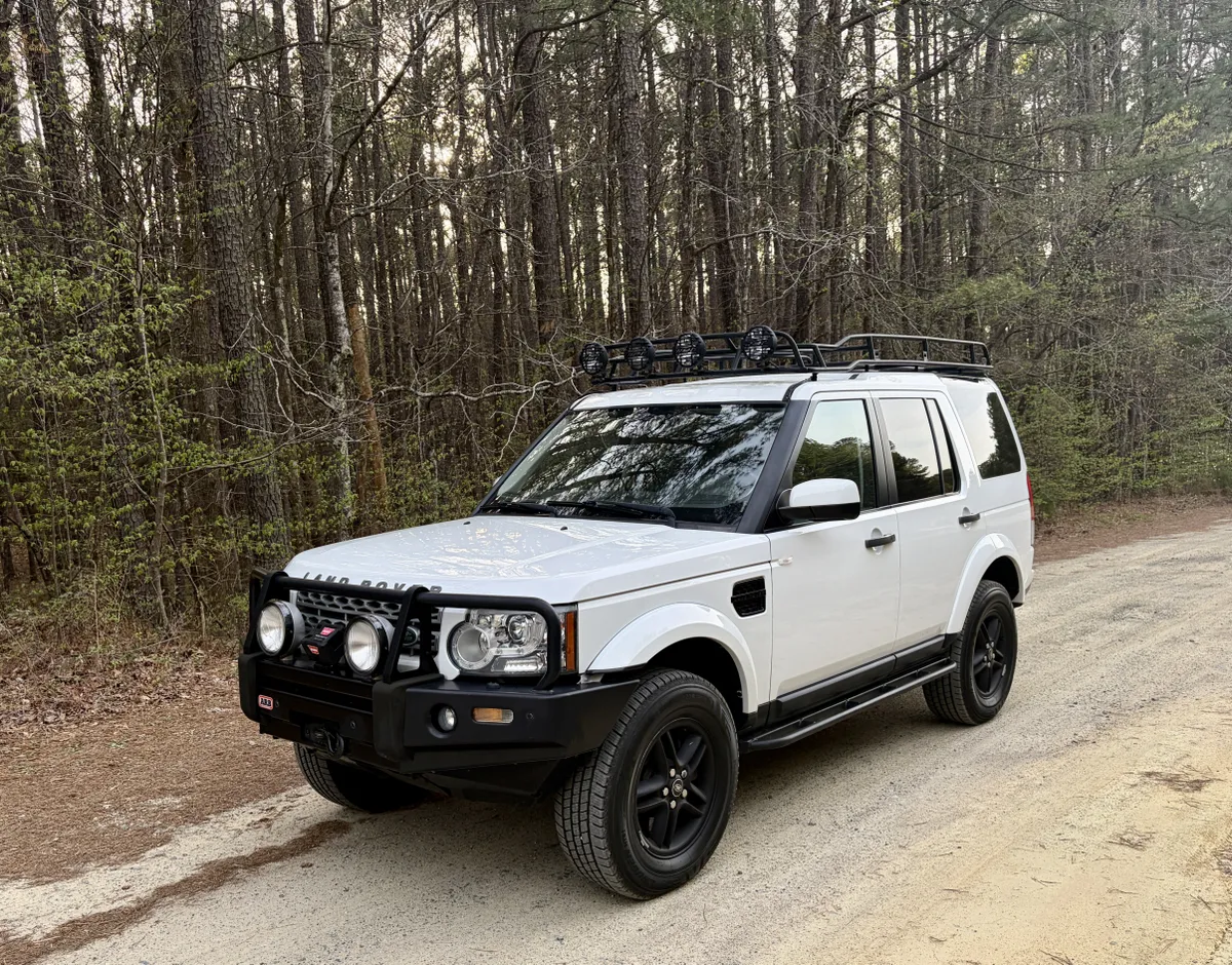 22k-Mile 2012 Land Rover LR4