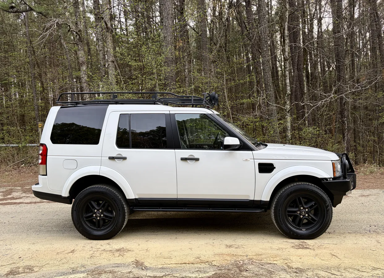 22k-Mile 2012 Land Rover LR4 - 2