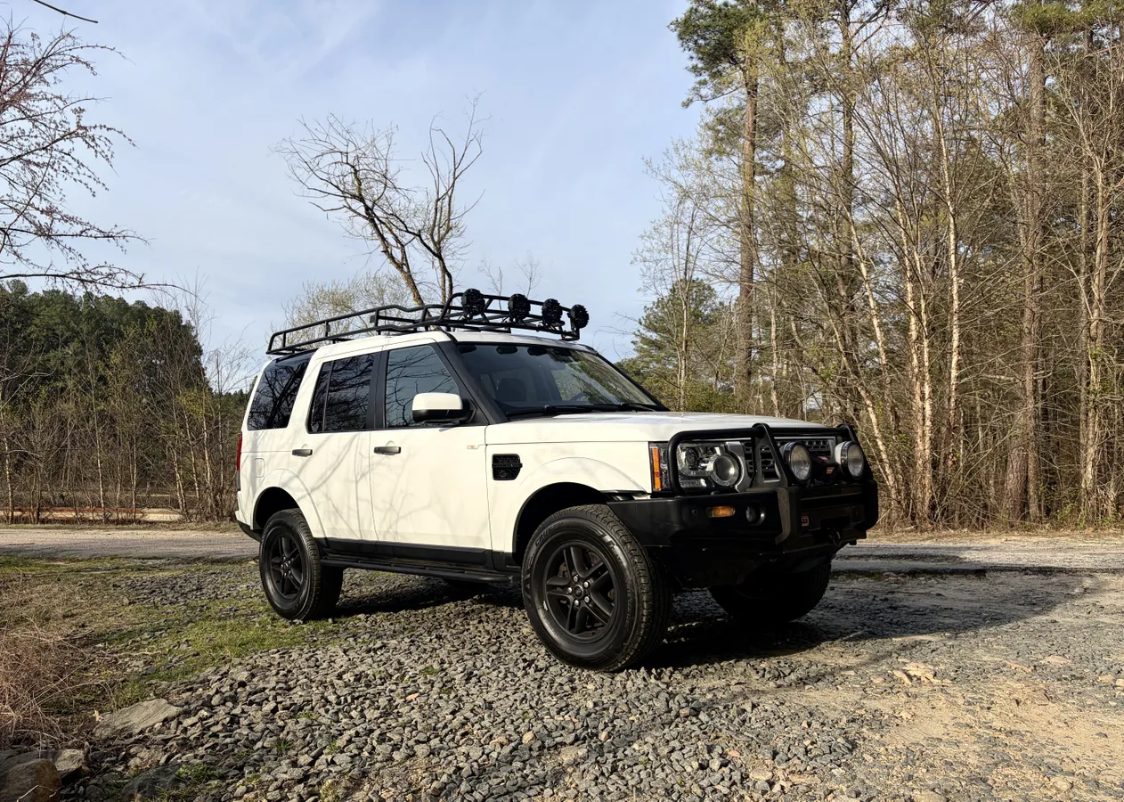 22k-Mile 2012 Land Rover LR4