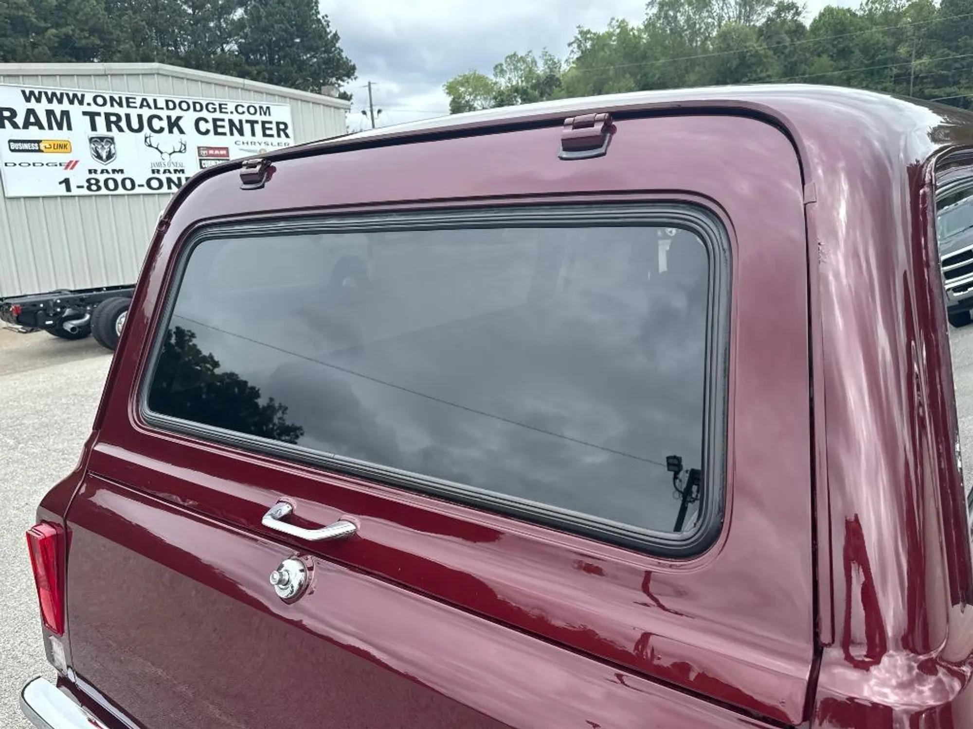 1972 Chevrolet Suburban 4×4