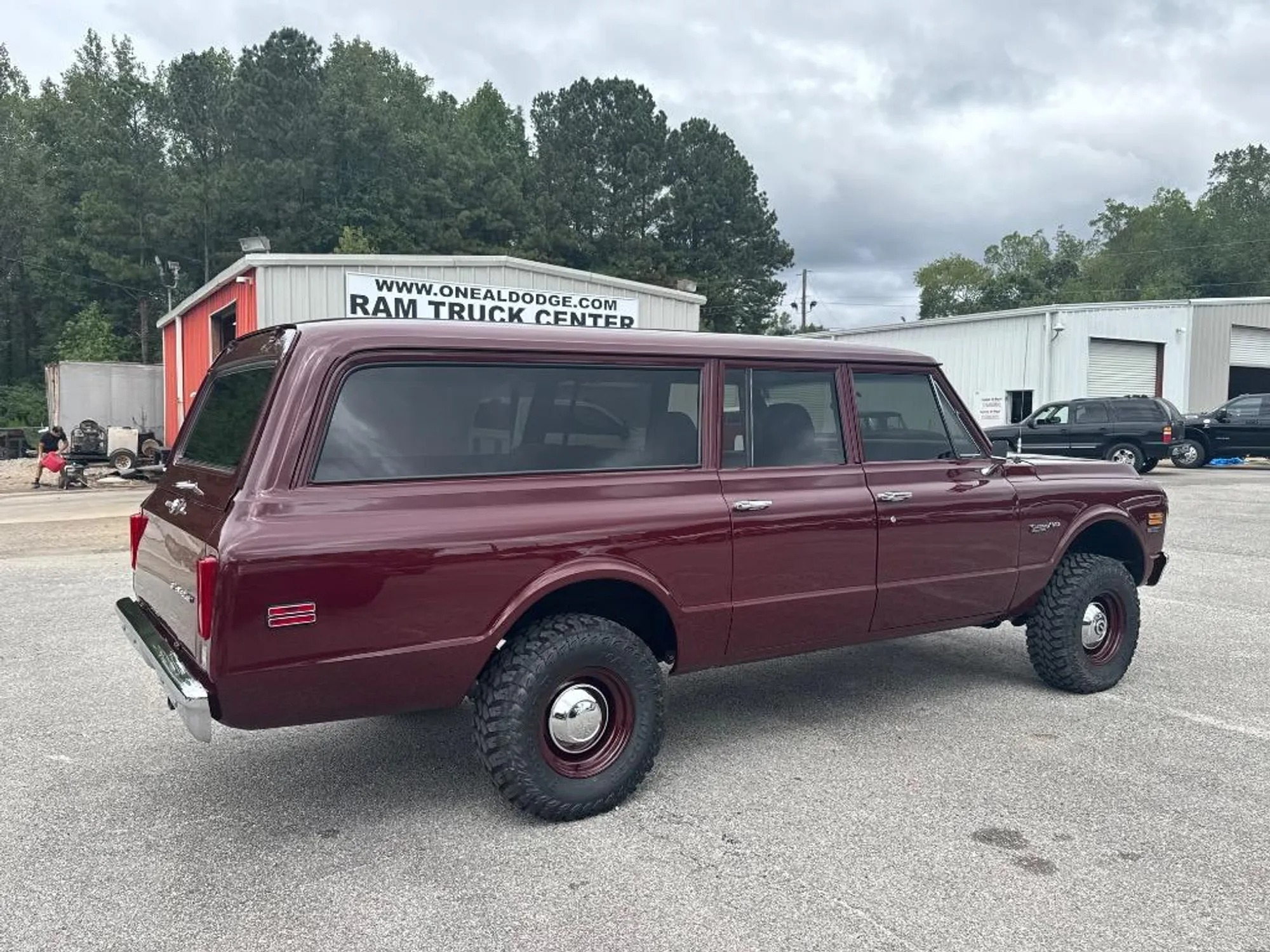 1972 Chevrolet Suburban 4×4 - 5