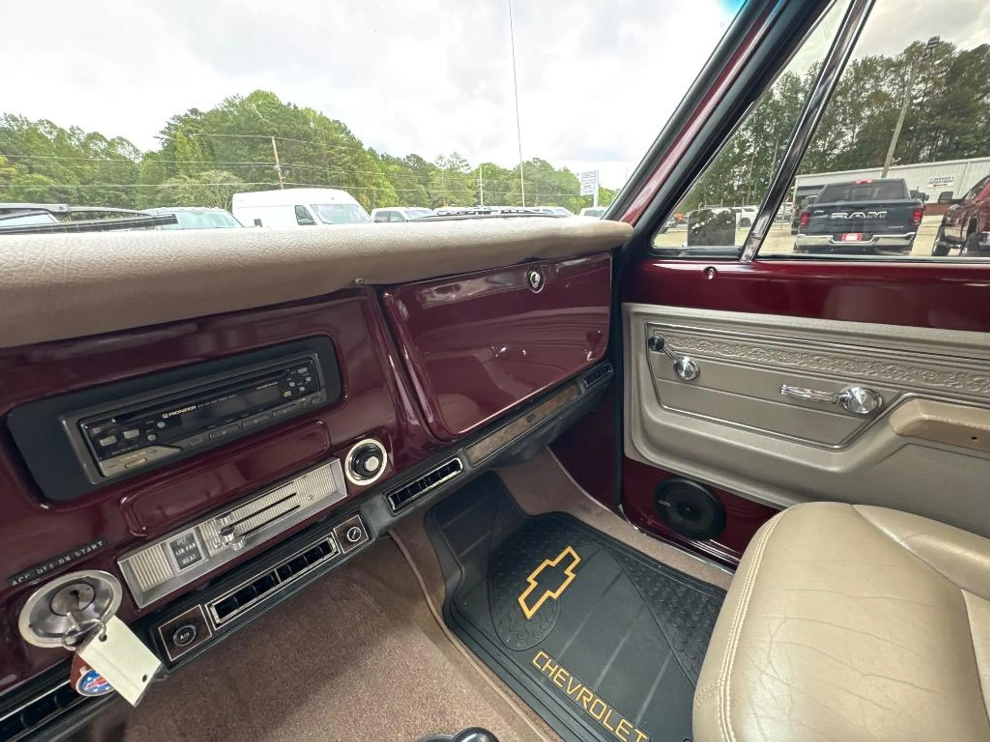 1972 Chevrolet Suburban 4×4