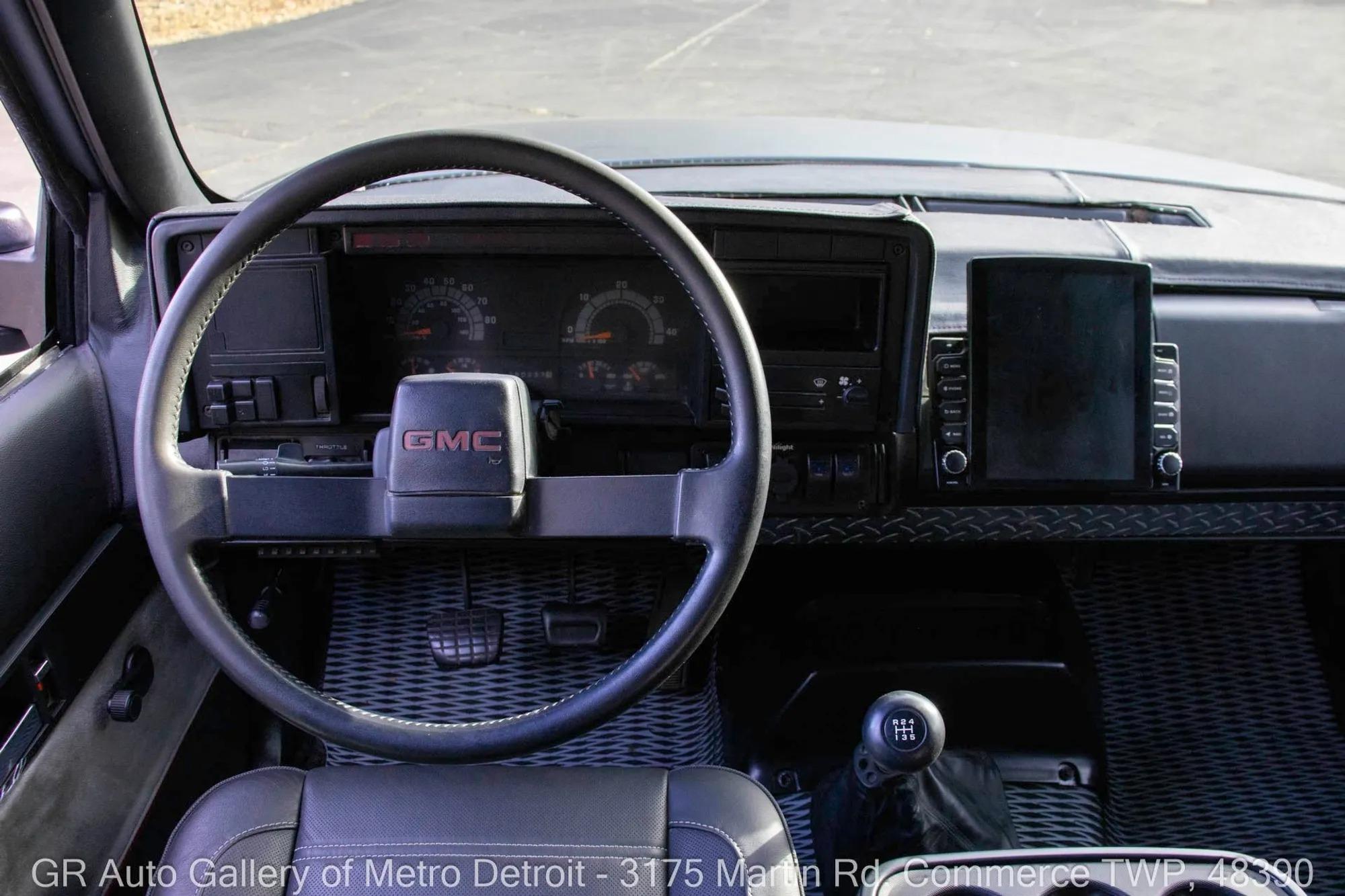 1991 GMC Topkick C7500 Mega Hauler