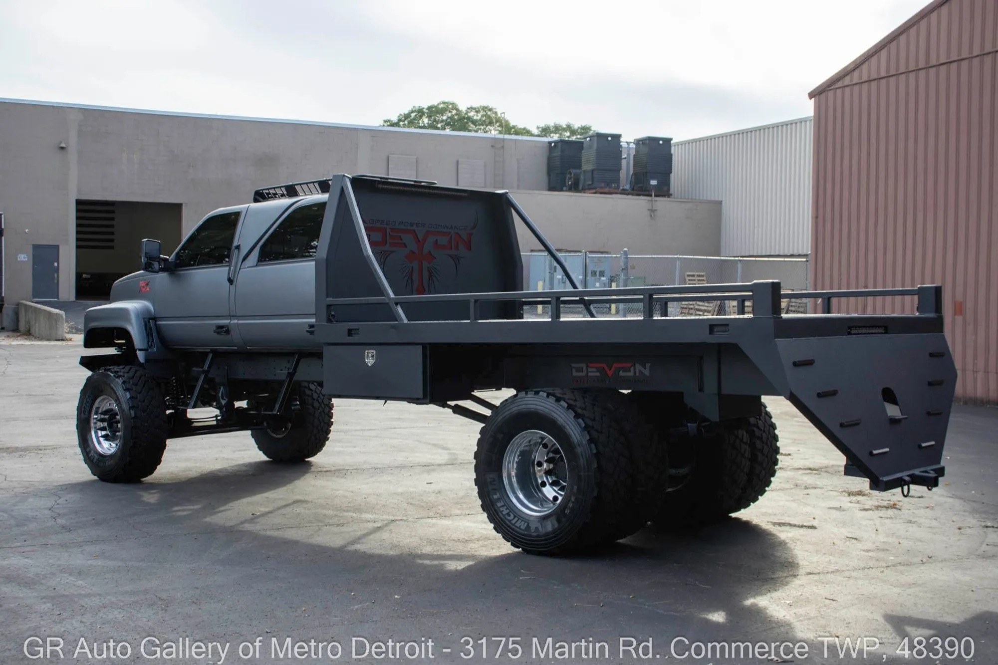 1991 GMC Topkick C7500 Mega Hauler - 3