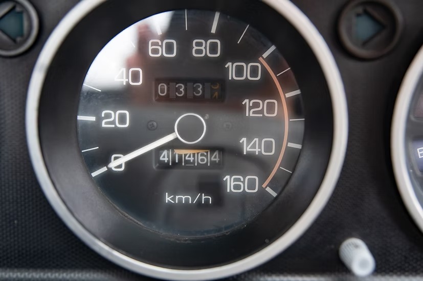 1990 Nissan Sunny Hakotora Truck