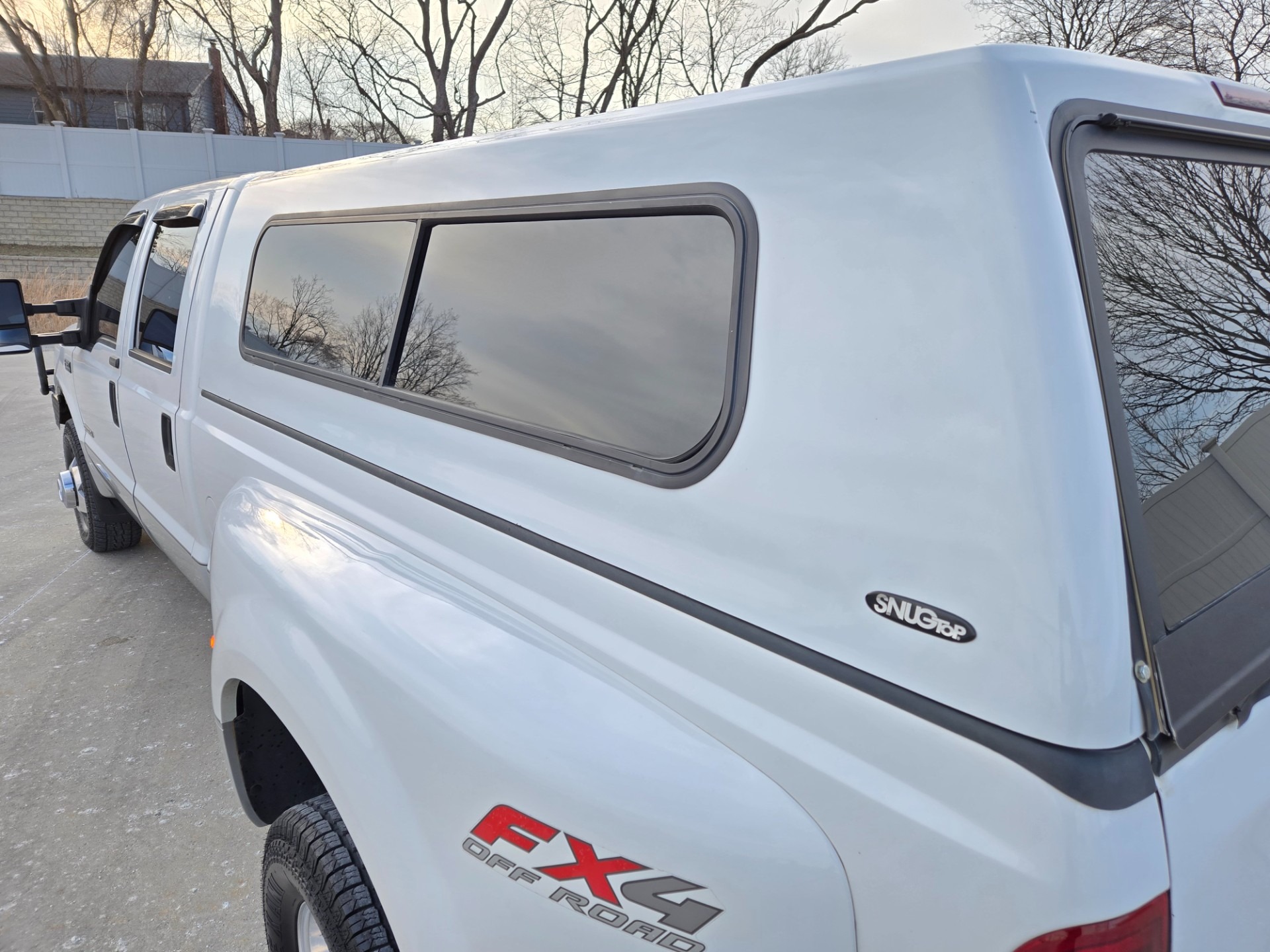 2004 Ford F-350 Super Duty Lariat