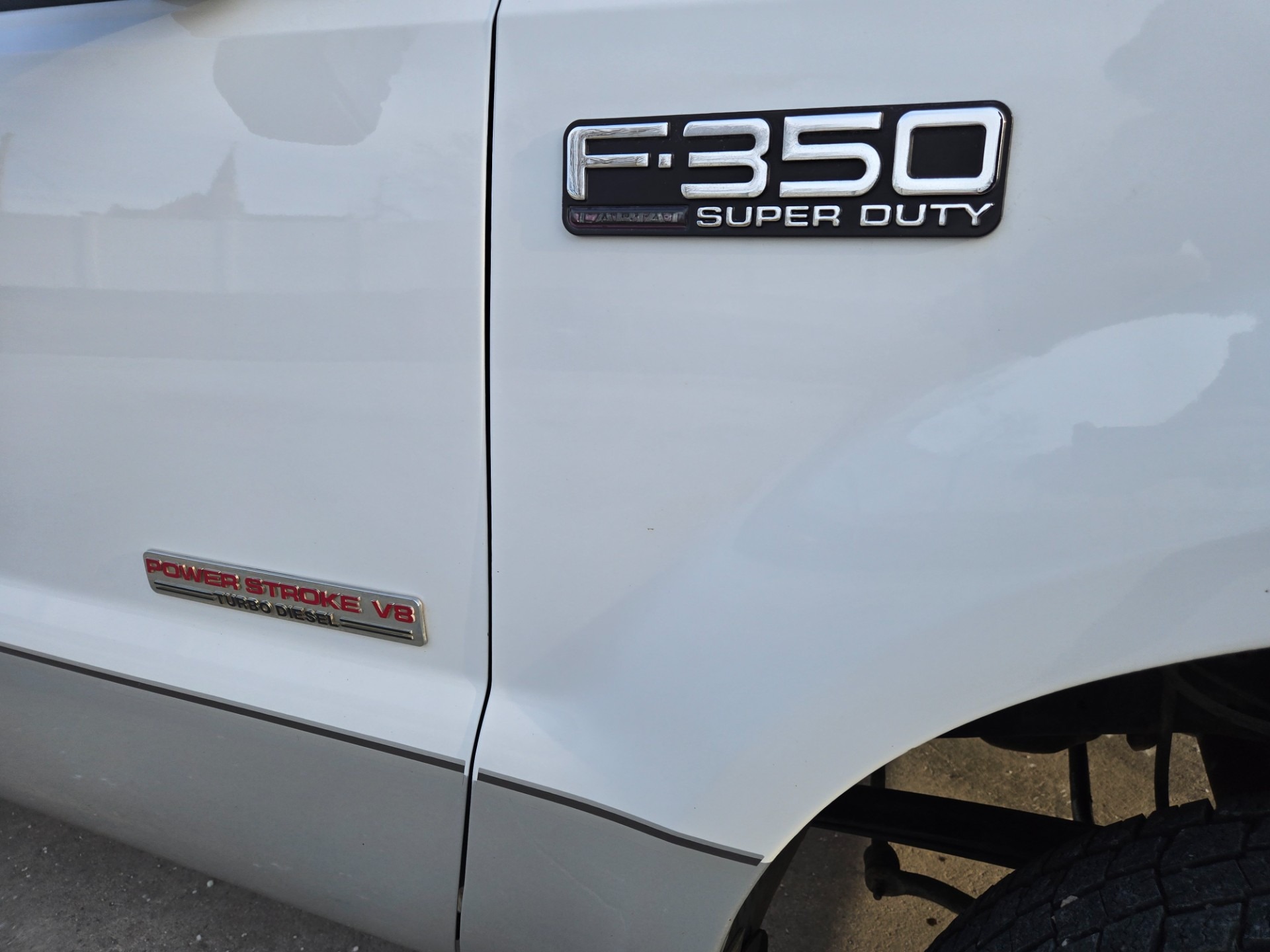 2004 Ford F-350 Super Duty Lariat