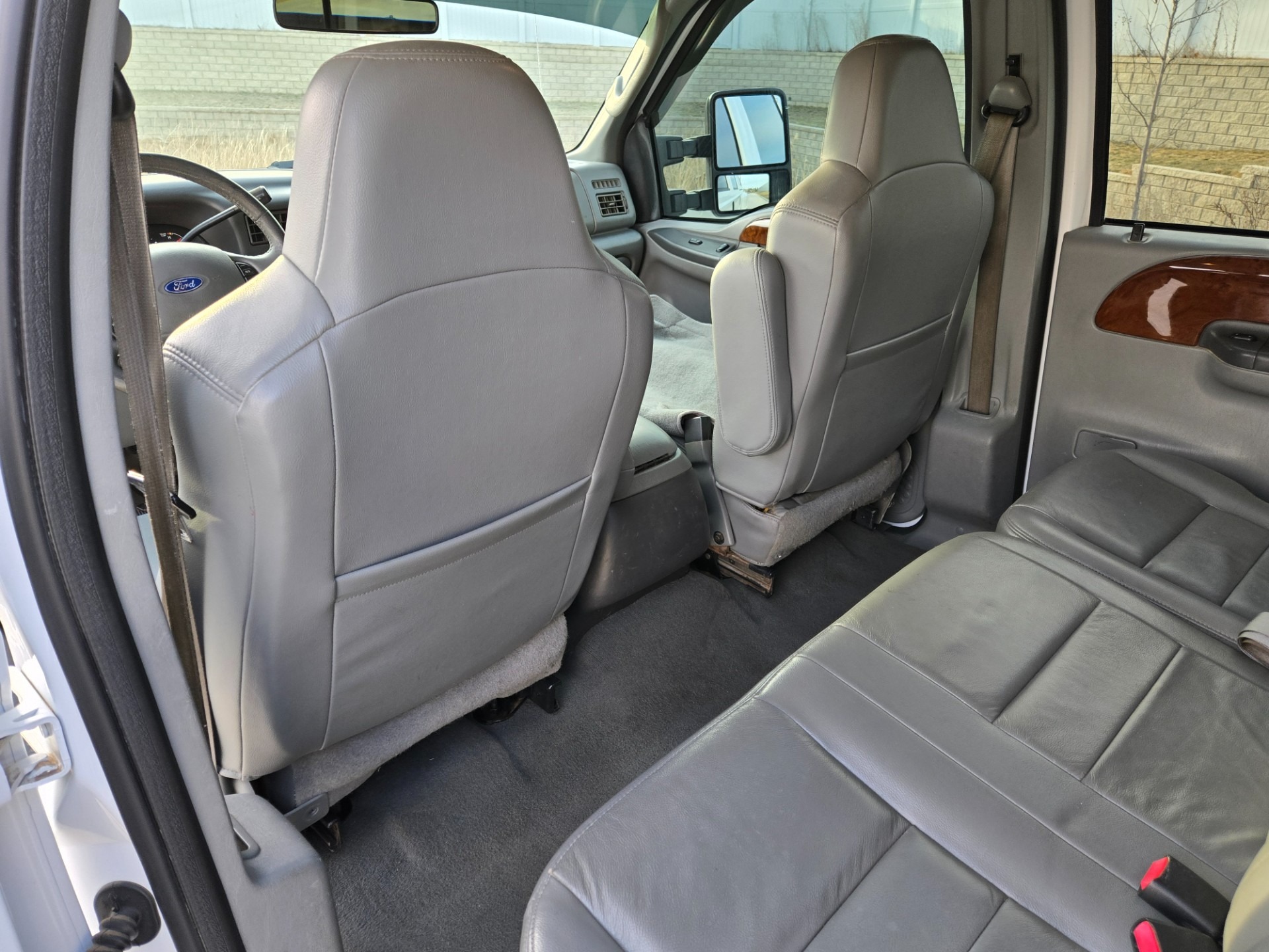 2004 Ford F-350 Super Duty Lariat