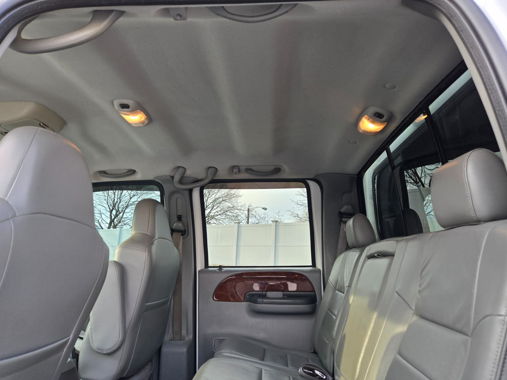 2004 Ford F-350 Super Duty Lariat