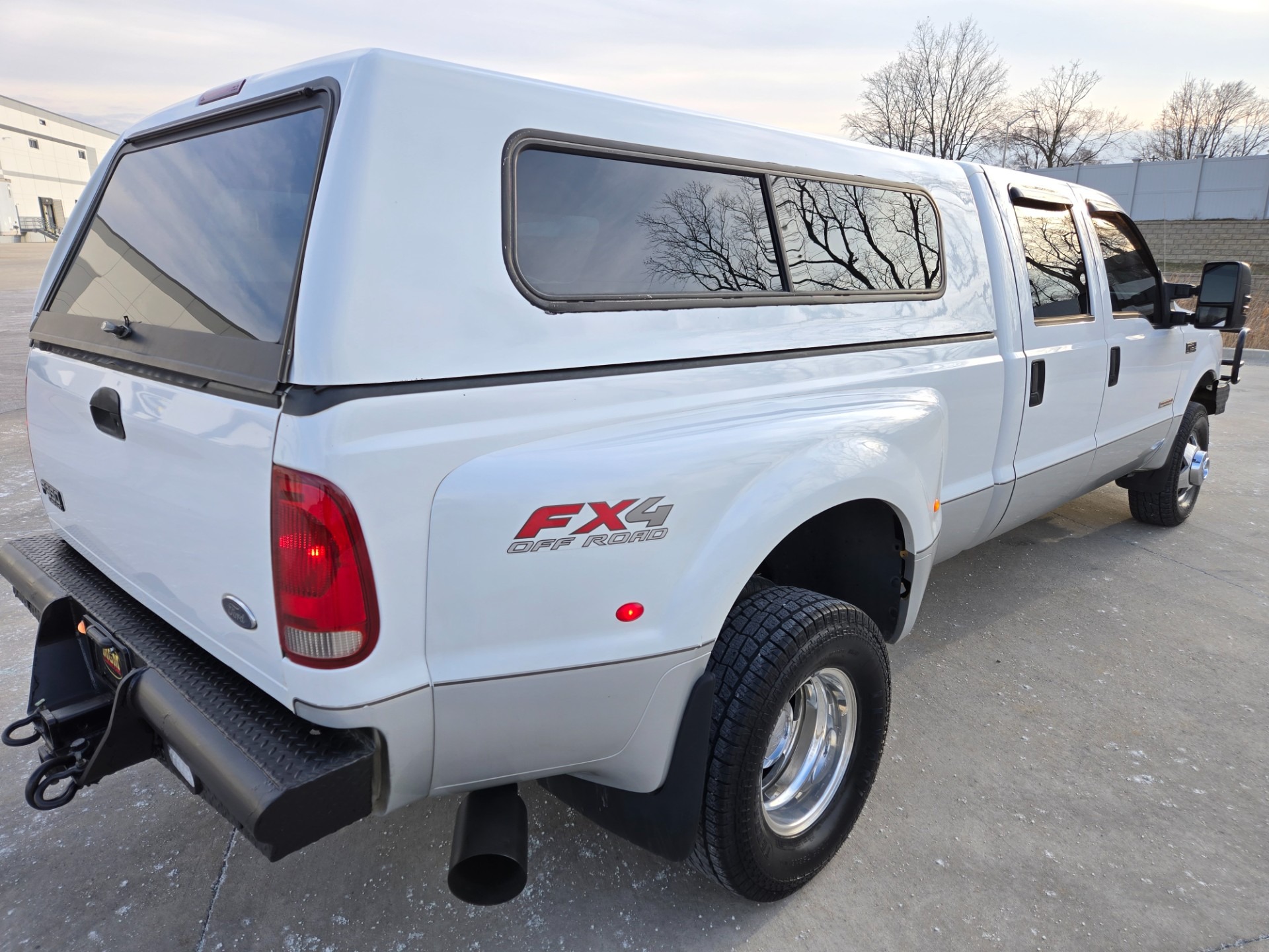 2004 Ford F-350 Super Duty Lariat