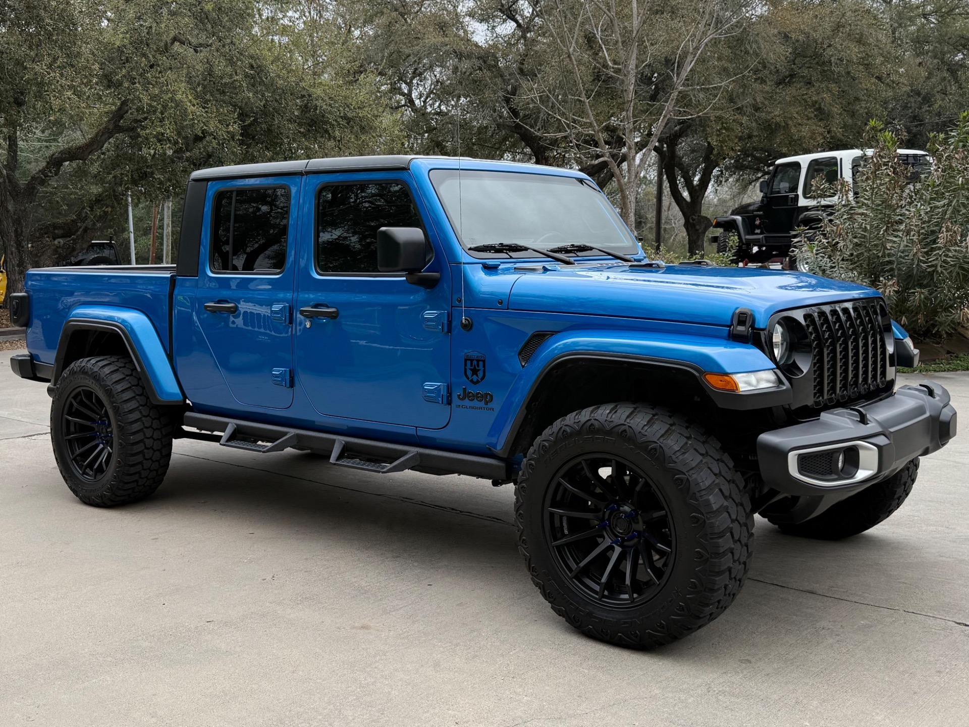 2023 Jeep Gladiator Sport S