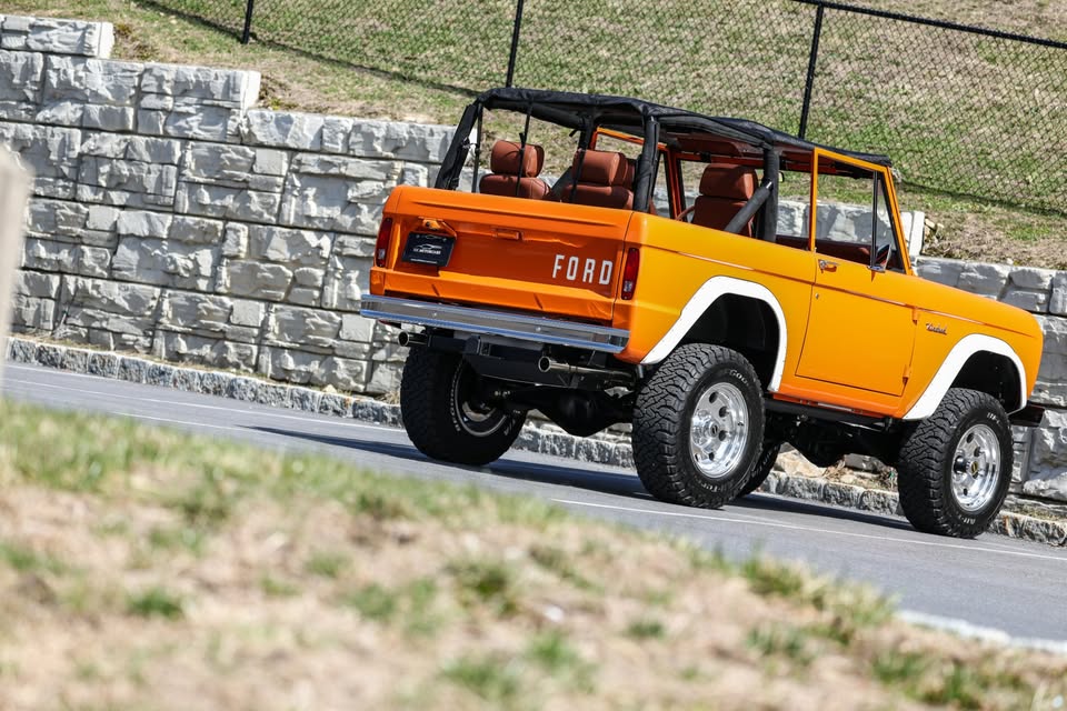1966 Ford Bronco - 4