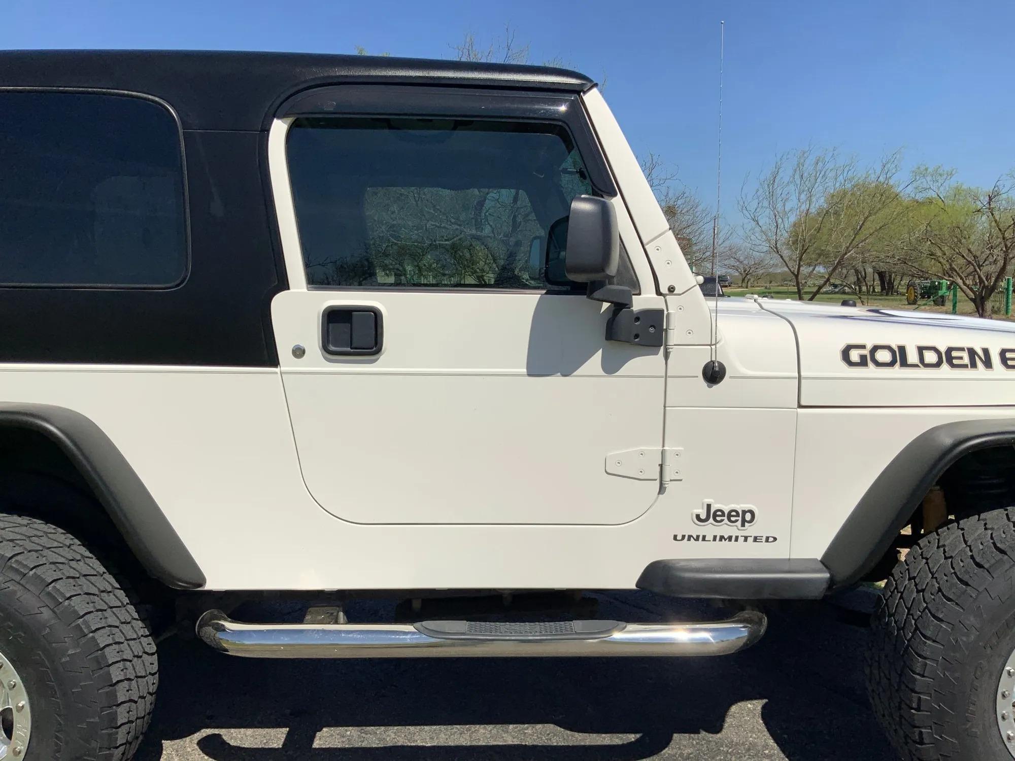 46k-Mile 2006 Jeep Wrangler Unlimited LJ Sport 4×4