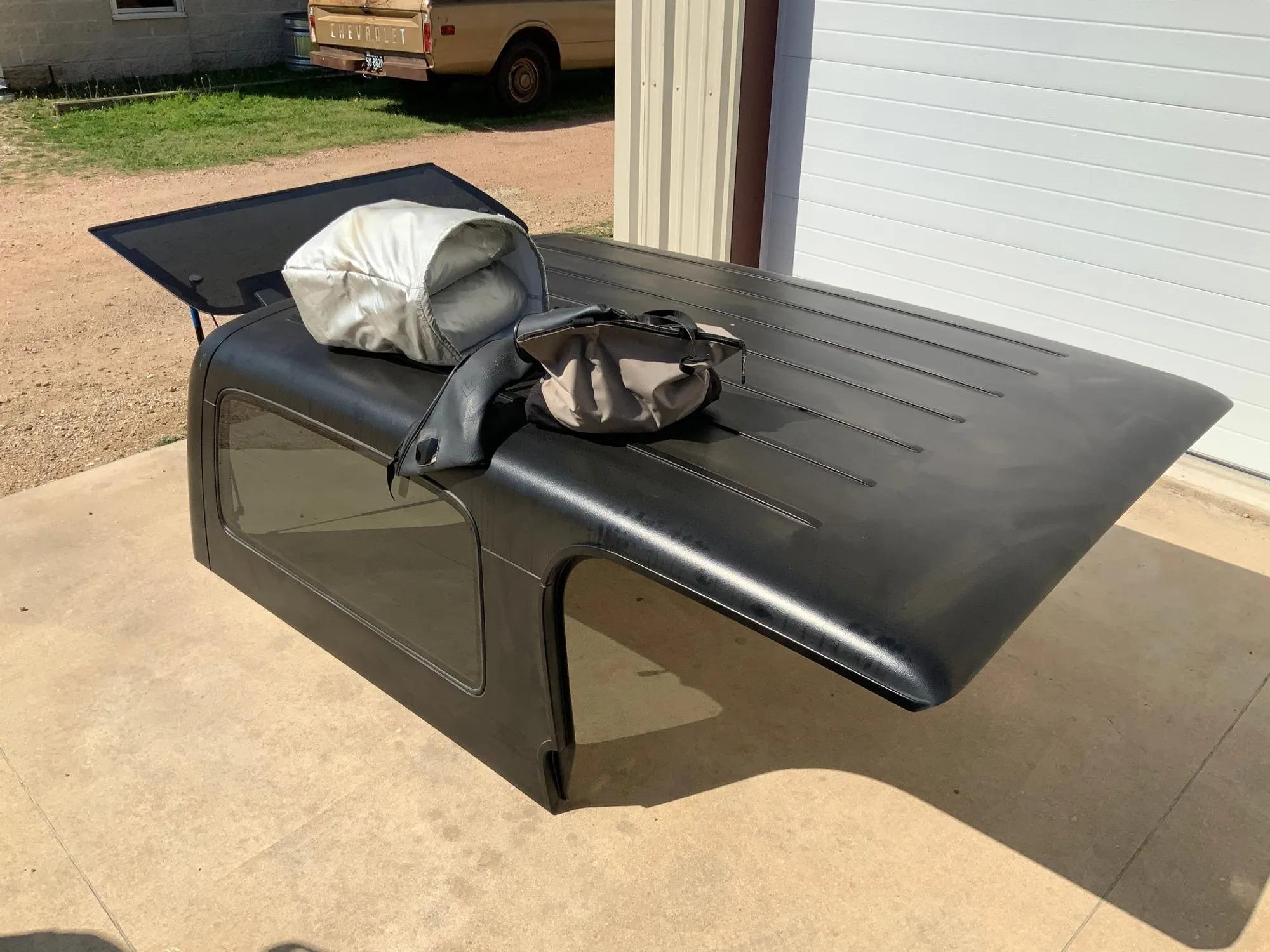 46k-Mile 2006 Jeep Wrangler Unlimited LJ Sport 4×4