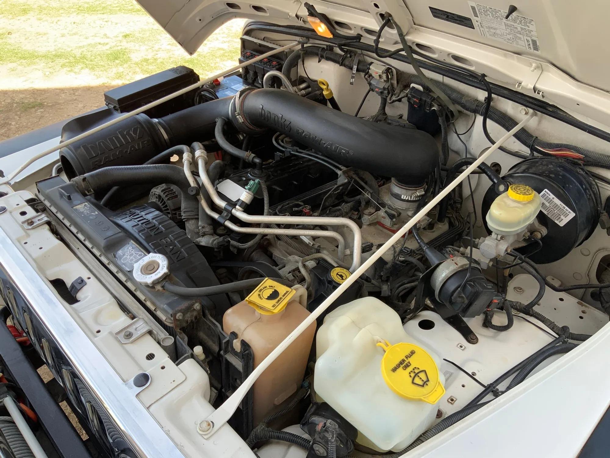 46k-Mile 2006 Jeep Wrangler Unlimited LJ Sport 4×4