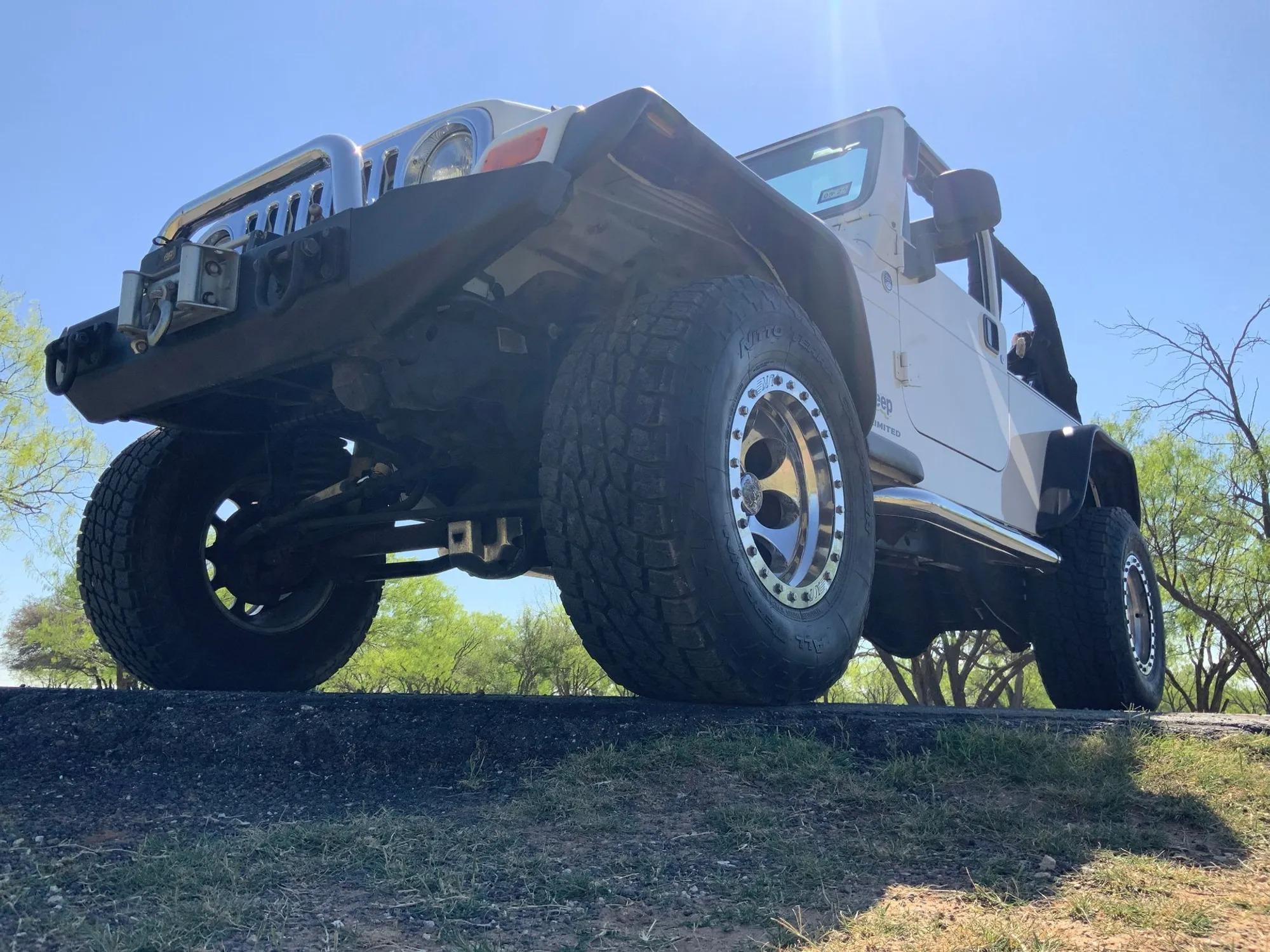 46k-Mile 2006 Jeep Wrangler Unlimited LJ Sport 4×4