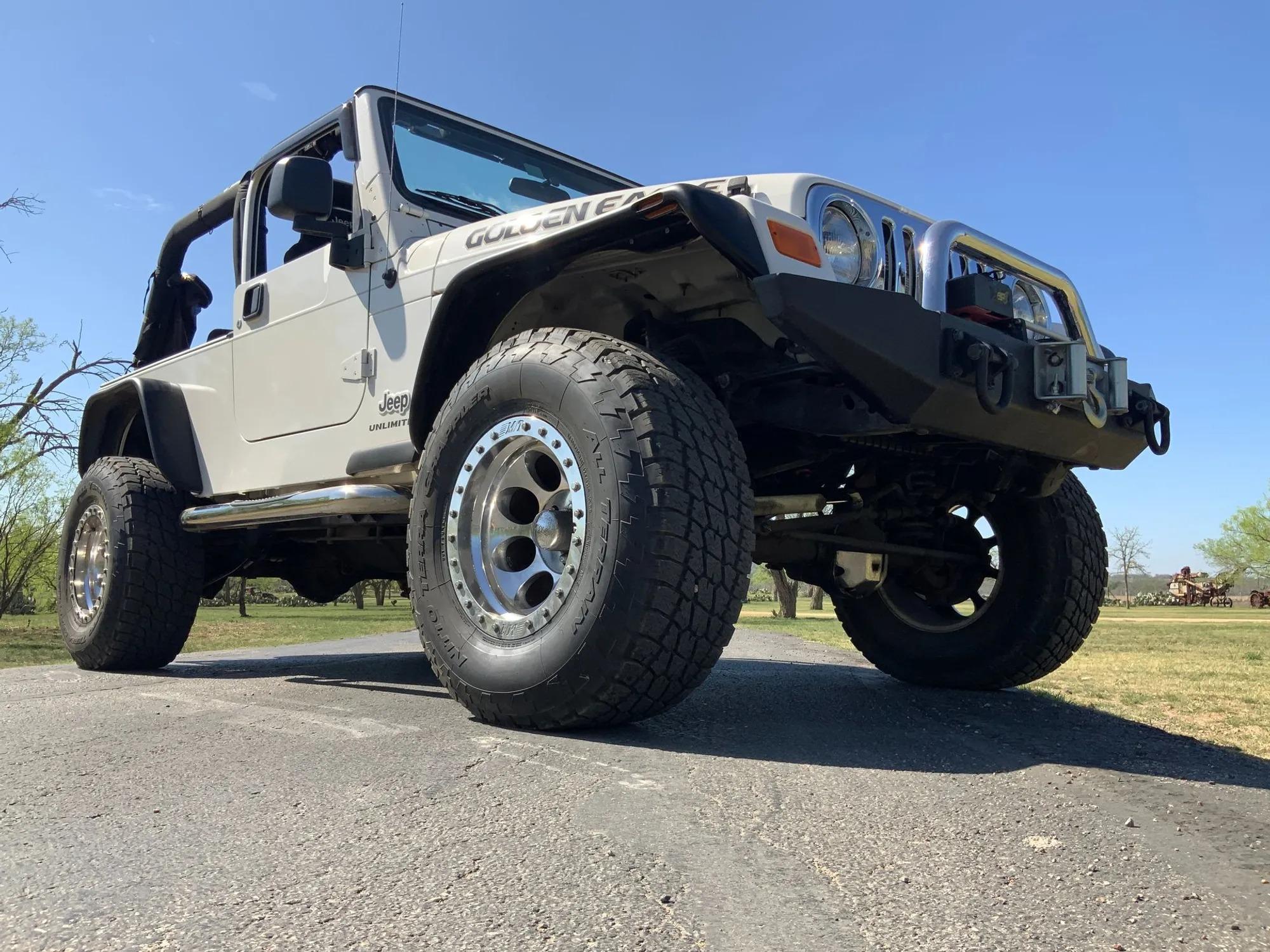 46k-Mile 2006 Jeep Wrangler Unlimited LJ Sport 4×4