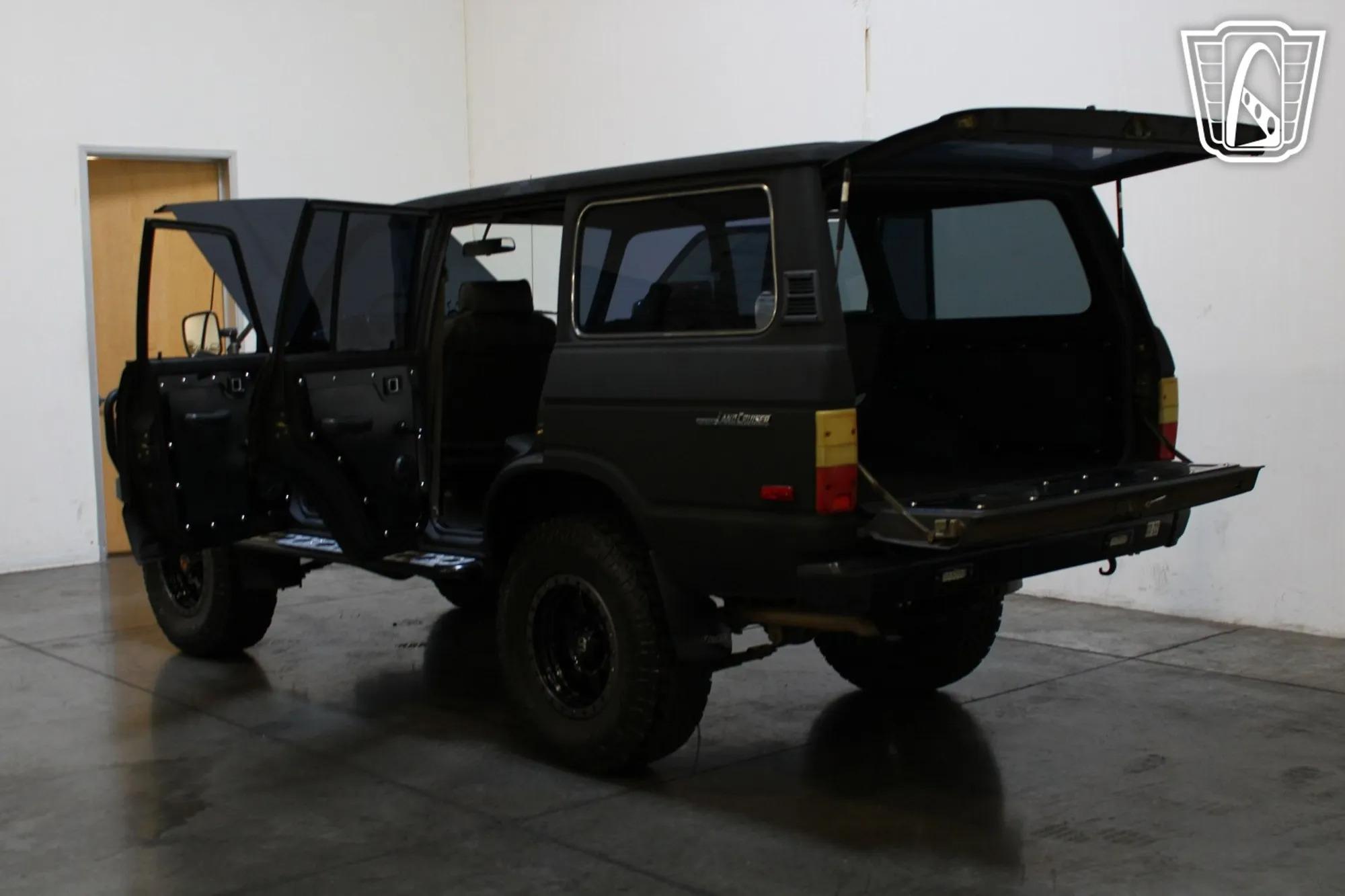 1985 Toyota Land Cruiser FJ60