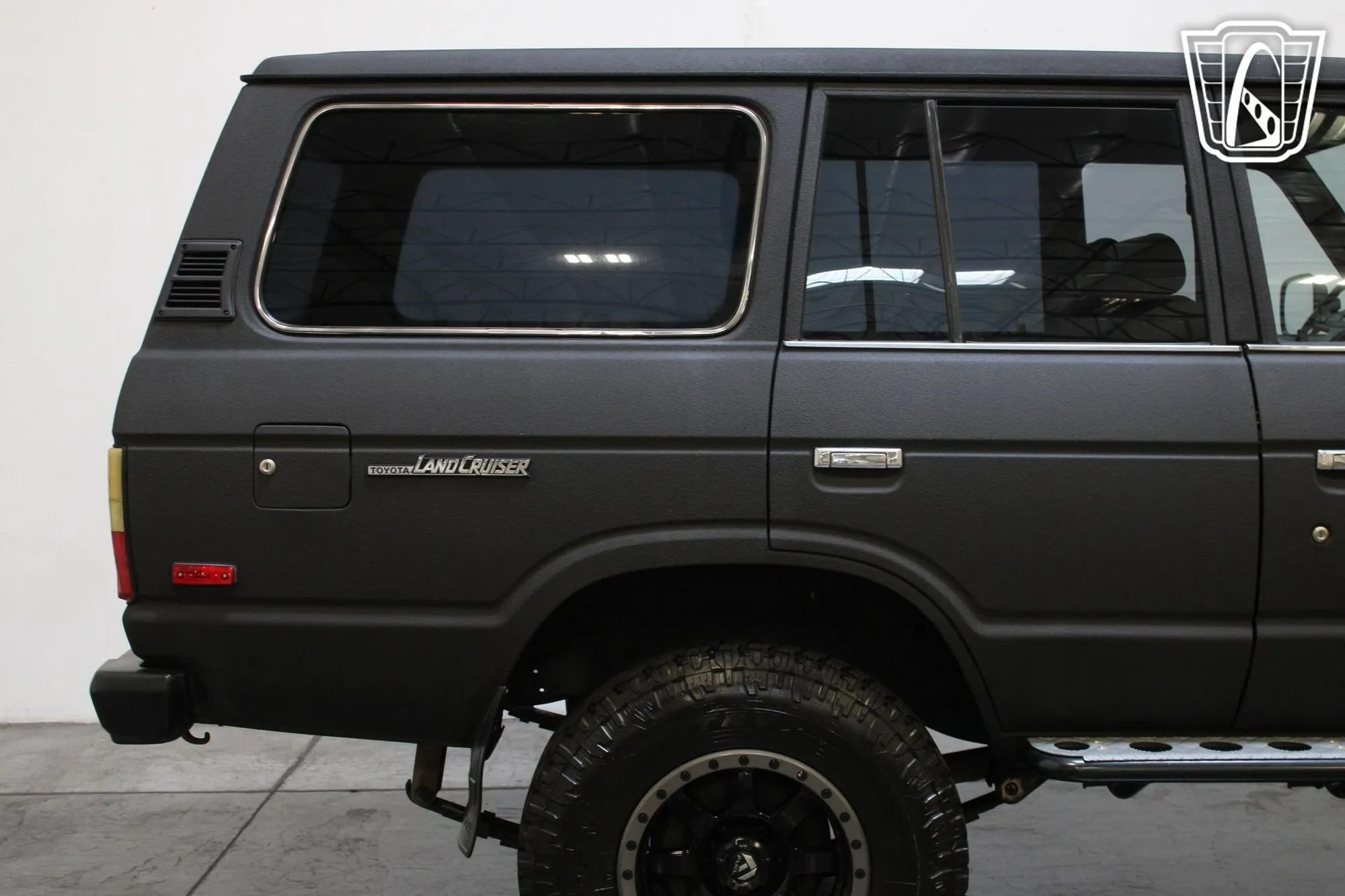 1985 Toyota Land Cruiser FJ60