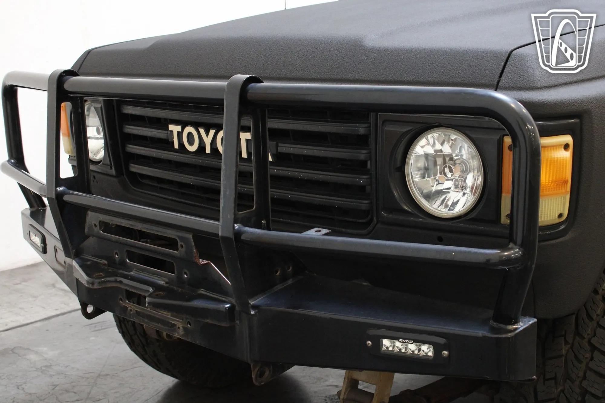 1985 Toyota Land Cruiser FJ60