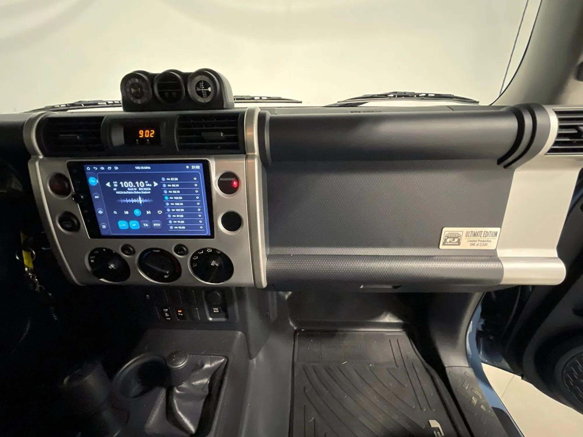 44k-Mile 2014 Toyota FJ Cruiser Trail Teams Ultimate Edition