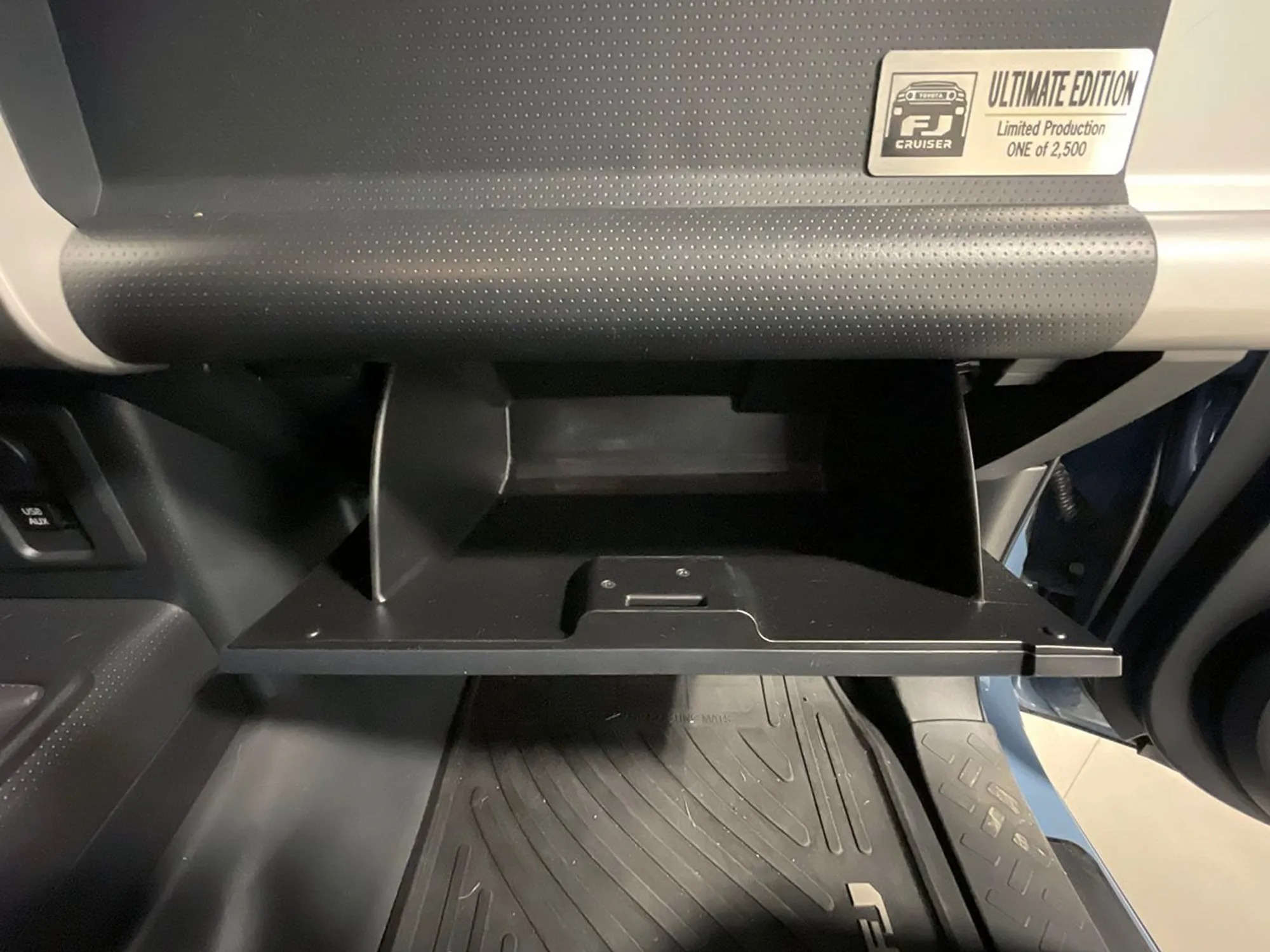 44k-Mile 2014 Toyota FJ Cruiser Trail Teams Ultimate Edition