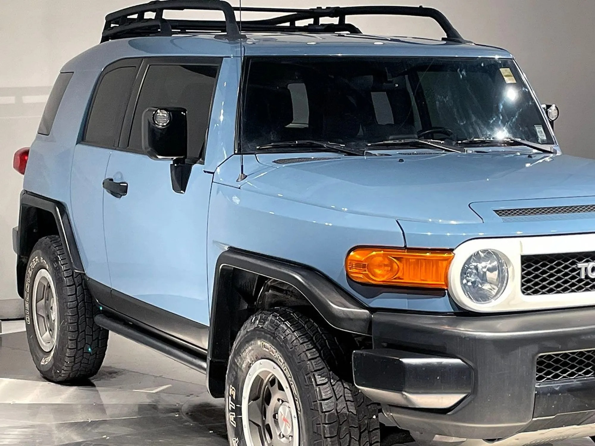 44k-Mile 2014 Toyota FJ Cruiser Trail Teams Ultimate Edition