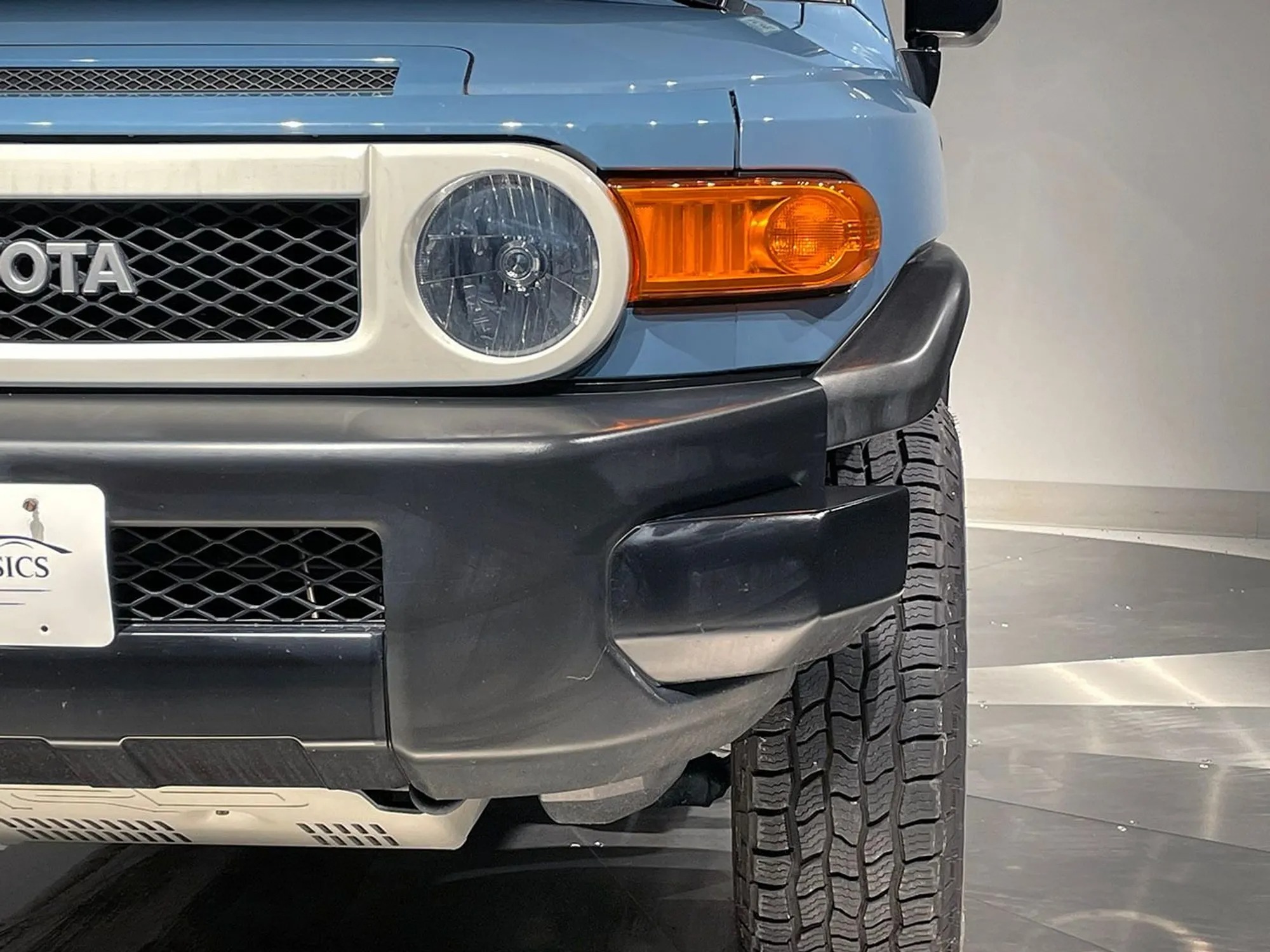 44k-Mile 2014 Toyota FJ Cruiser Trail Teams Ultimate Edition