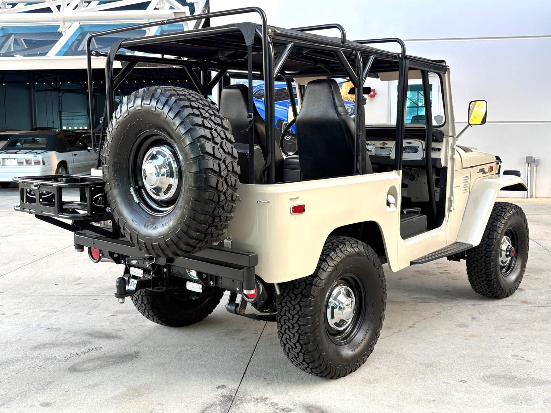 Restored 1972 Toyota Land Cruiser FJ40 - 4