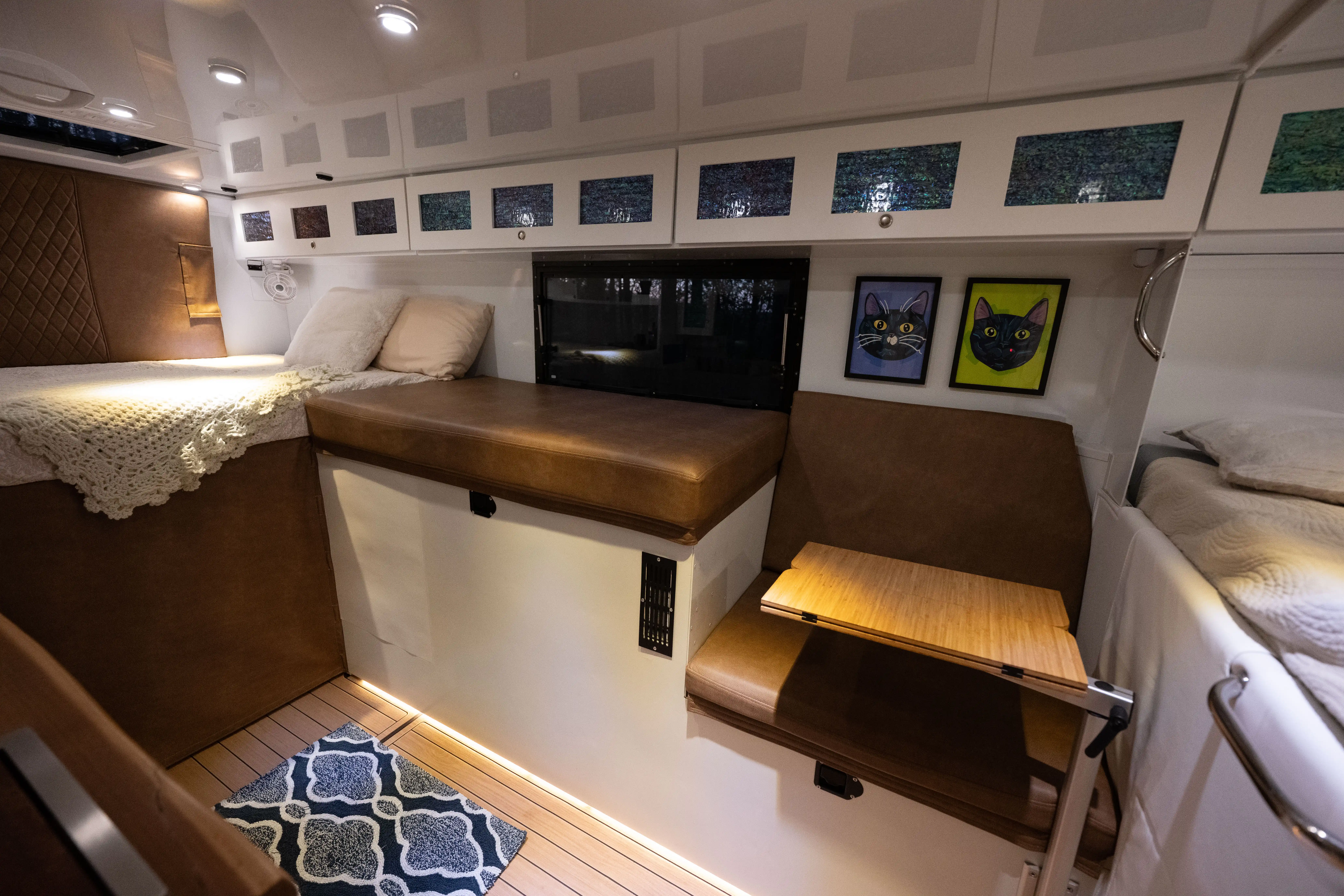 2021 Ford F-550 Expedition Vehicle